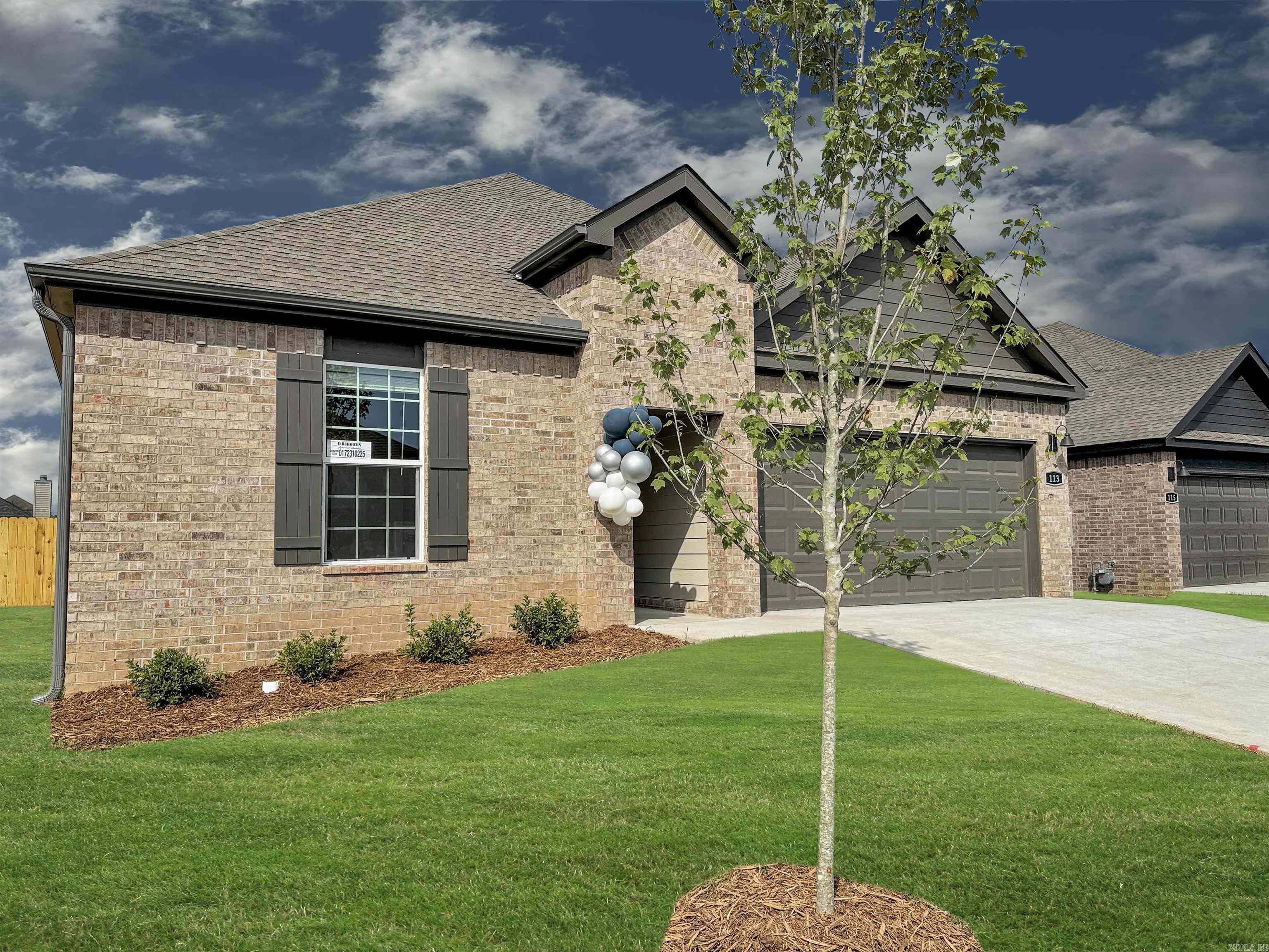 THE RESERVE AT COUNTRY CLUB PHAS - Residential