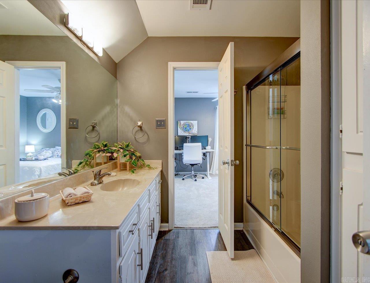 INDIAN HILLS - Residential