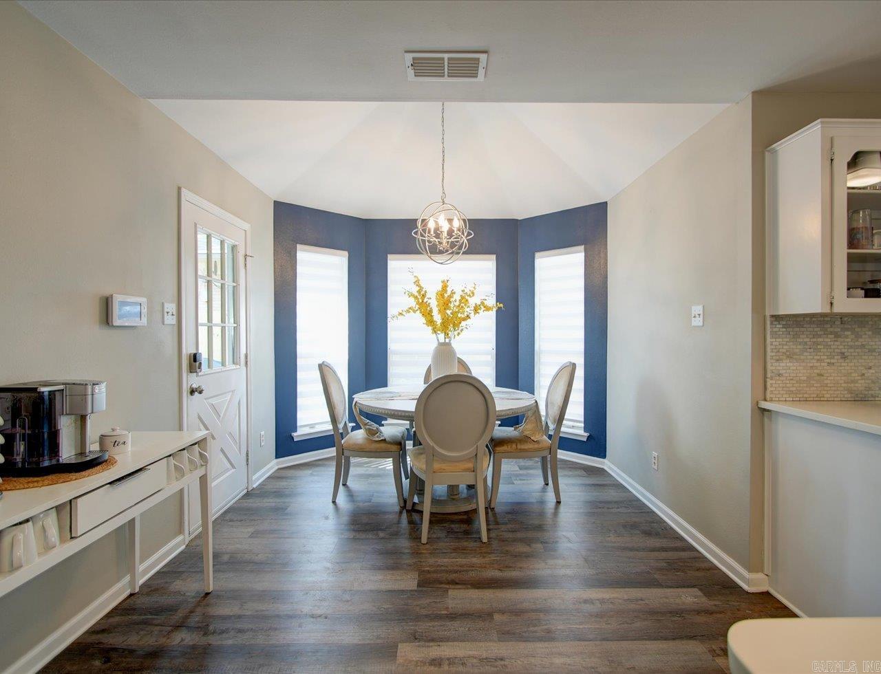 INDIAN HILLS - Residential