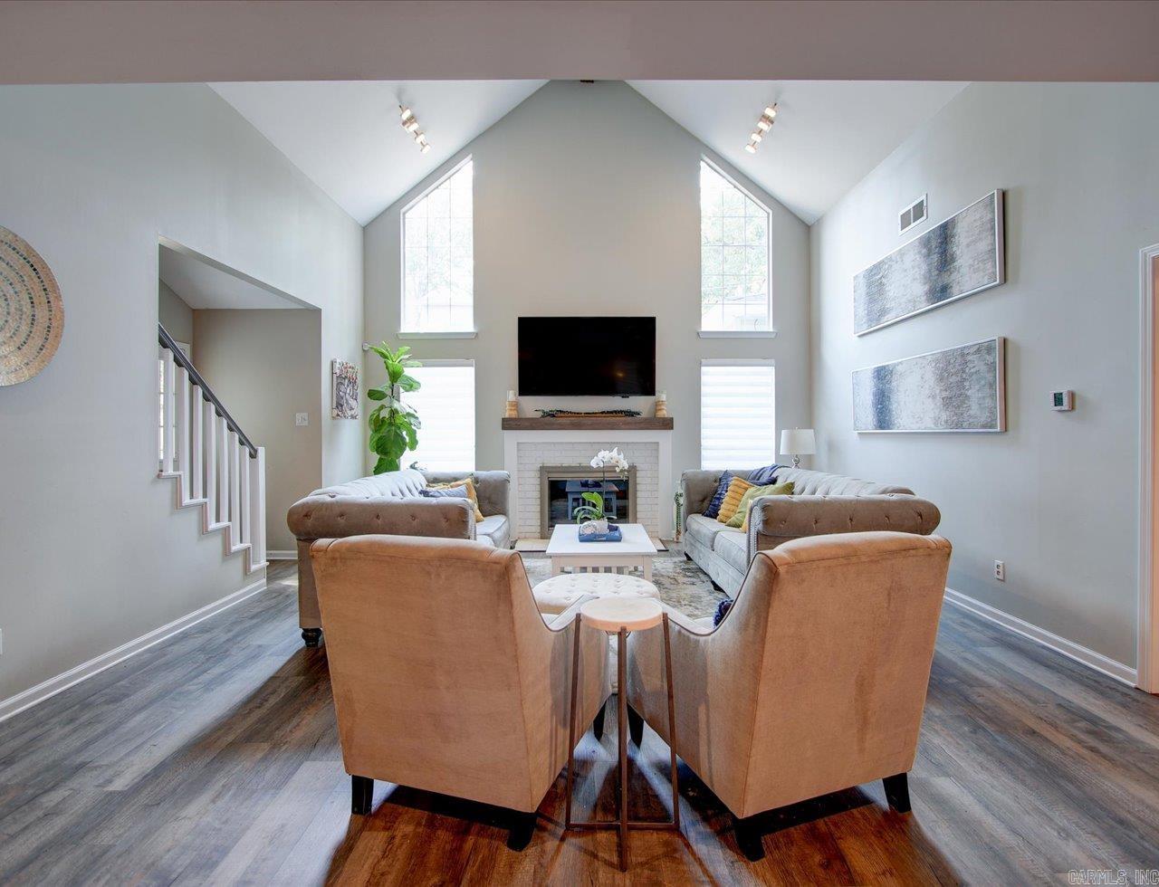 INDIAN HILLS - Residential