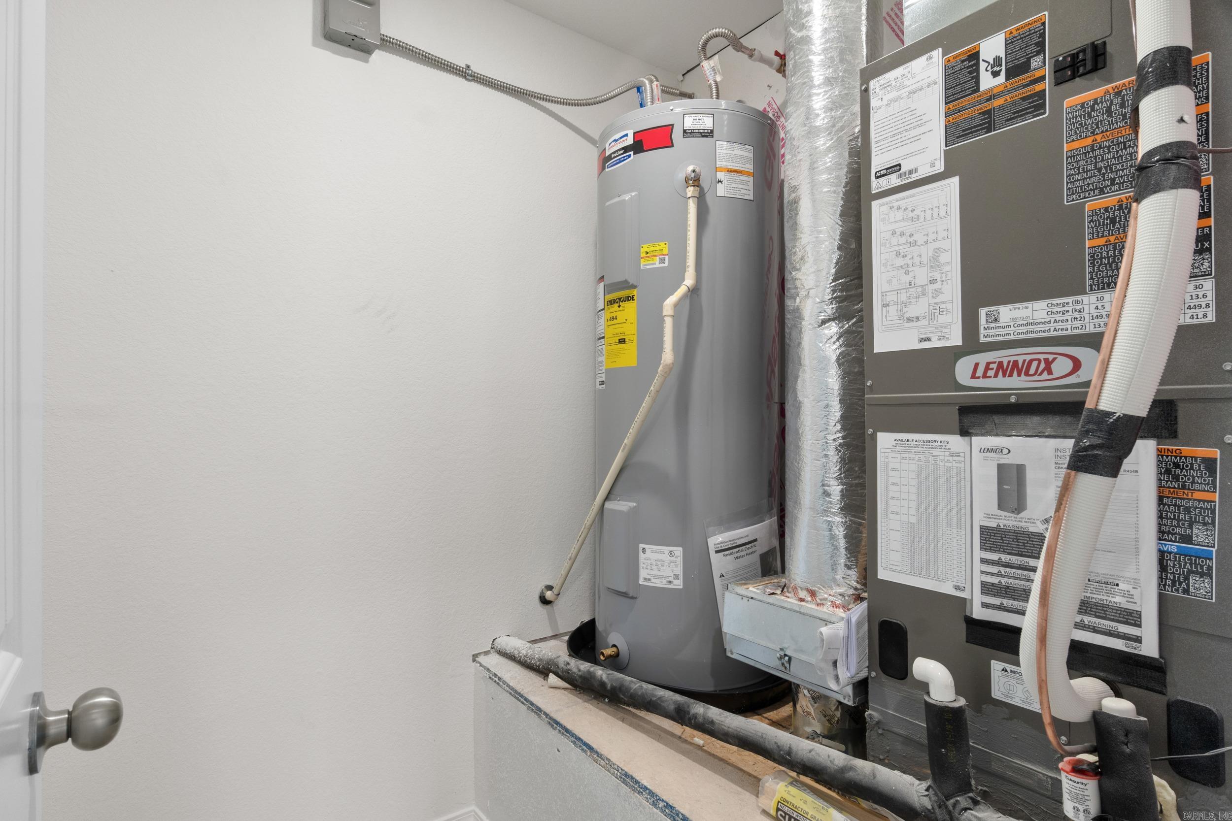 WHITE OAK CROSSING - Residential