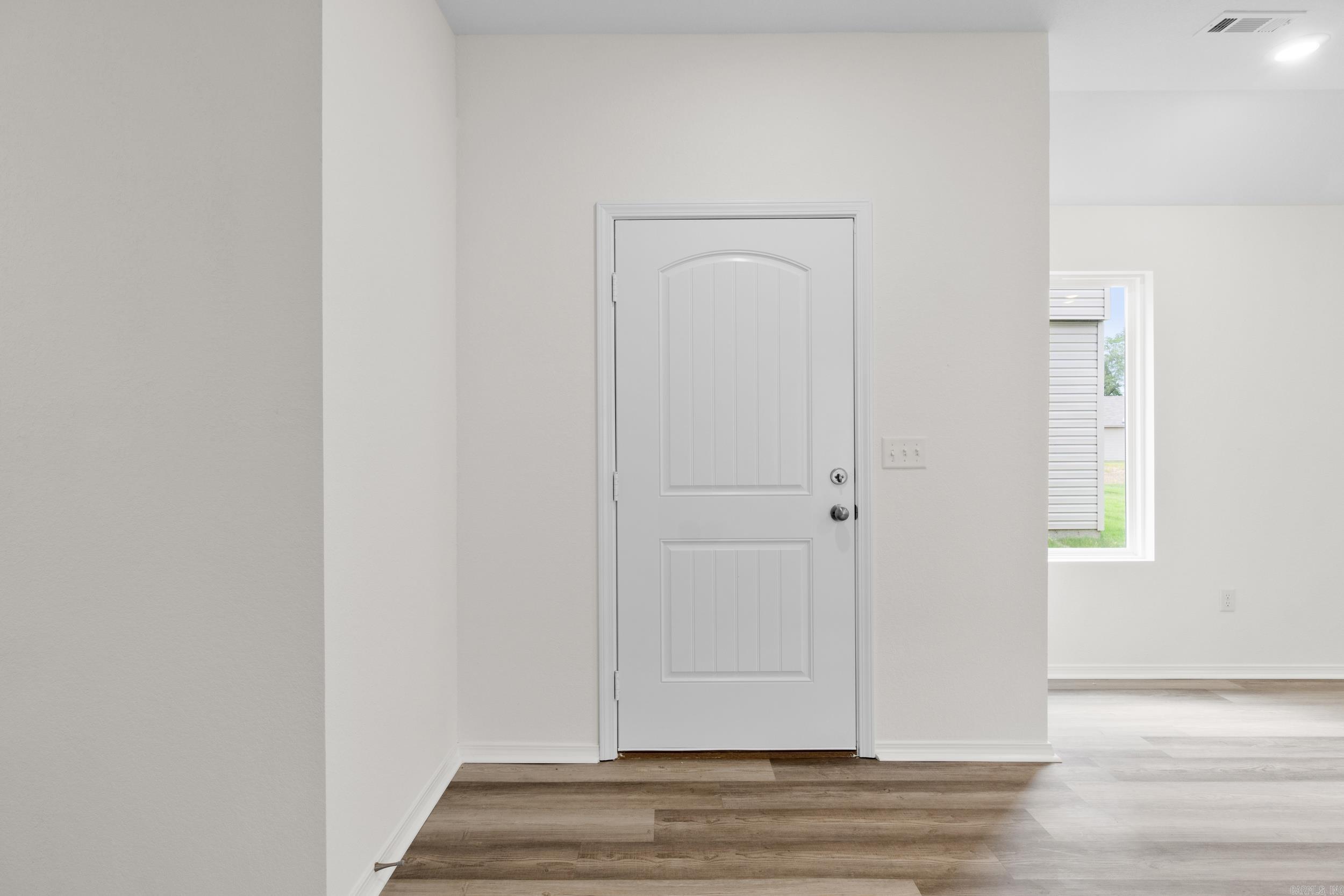 WHITE OAK CROSSING - Residential