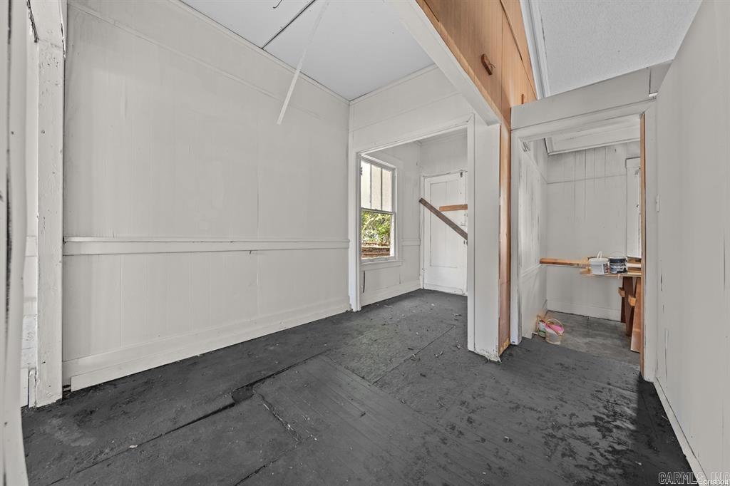 Dawers Garland Counrt - Commercial Sale