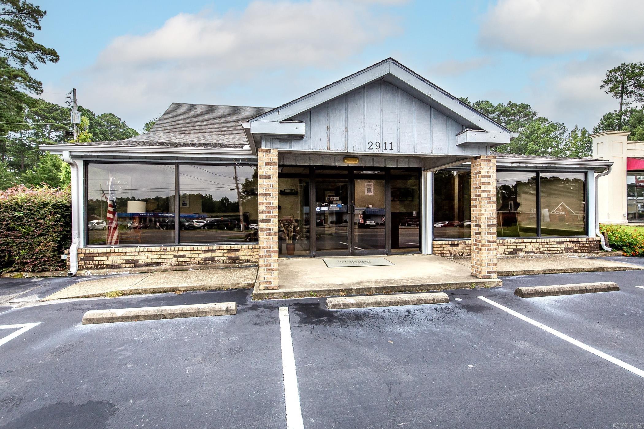 Mockingbird Village - Commercial Sale
