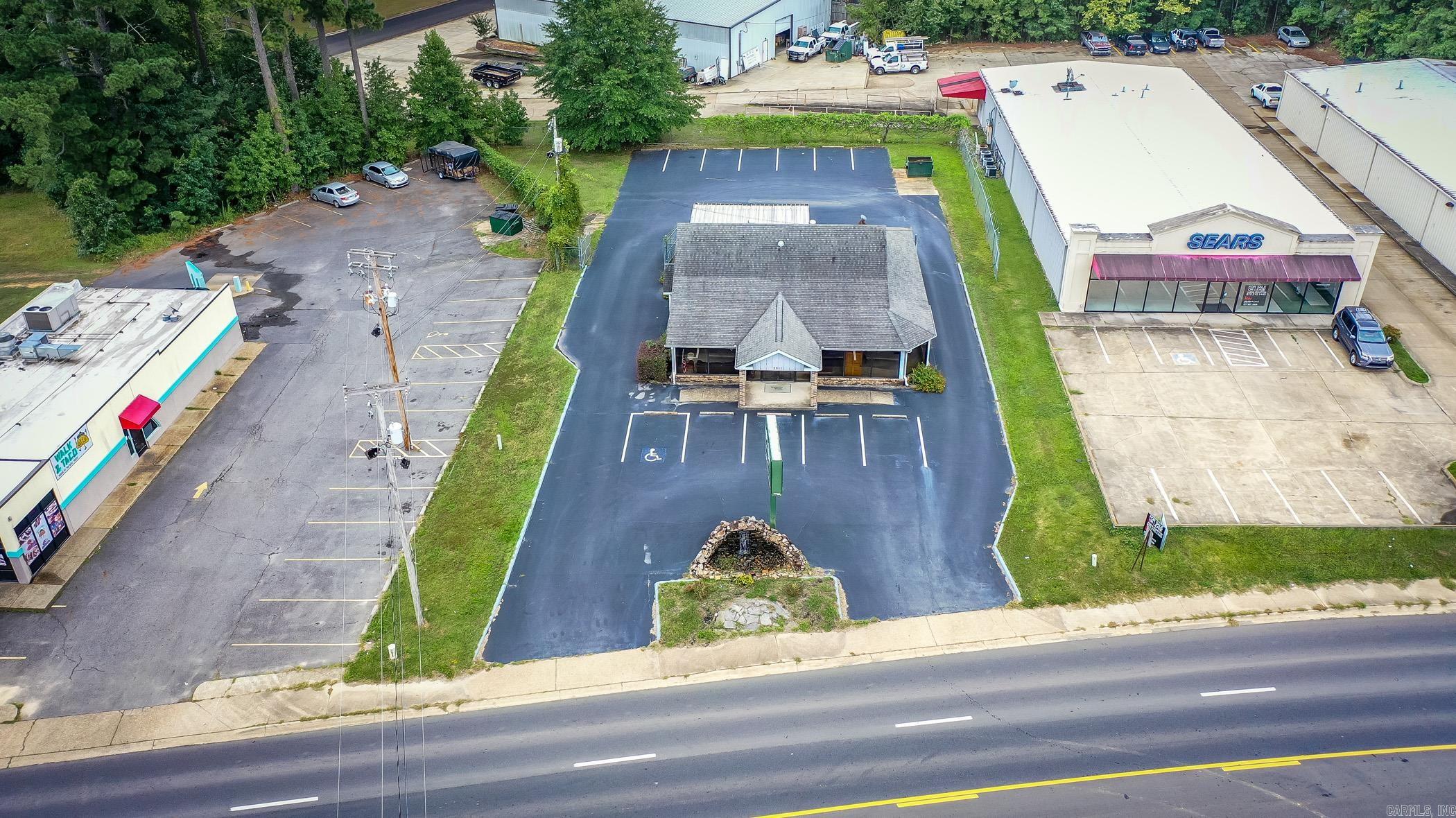 Mockingbird Village - Commercial Sale