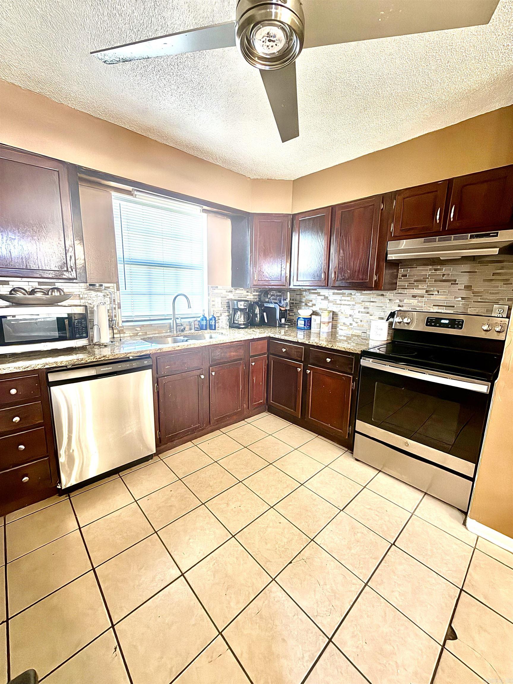 Puckett Mary D 2nd - Residential