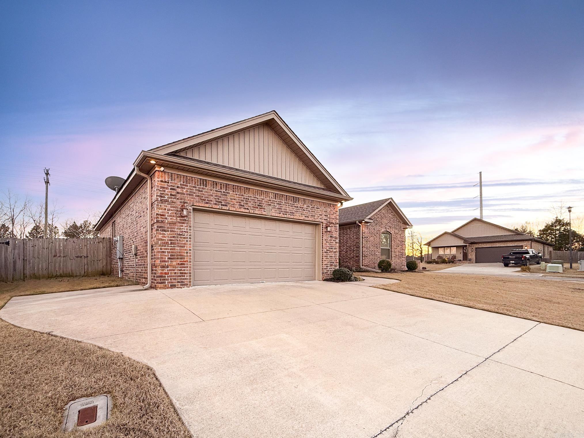 Cross Creek - Residential