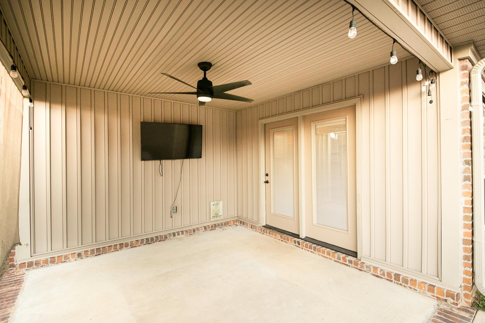 Cross Creek - Residential