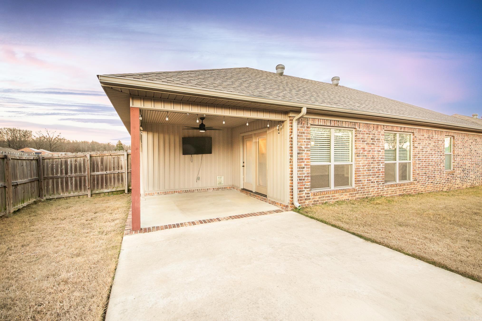 Cross Creek - Residential