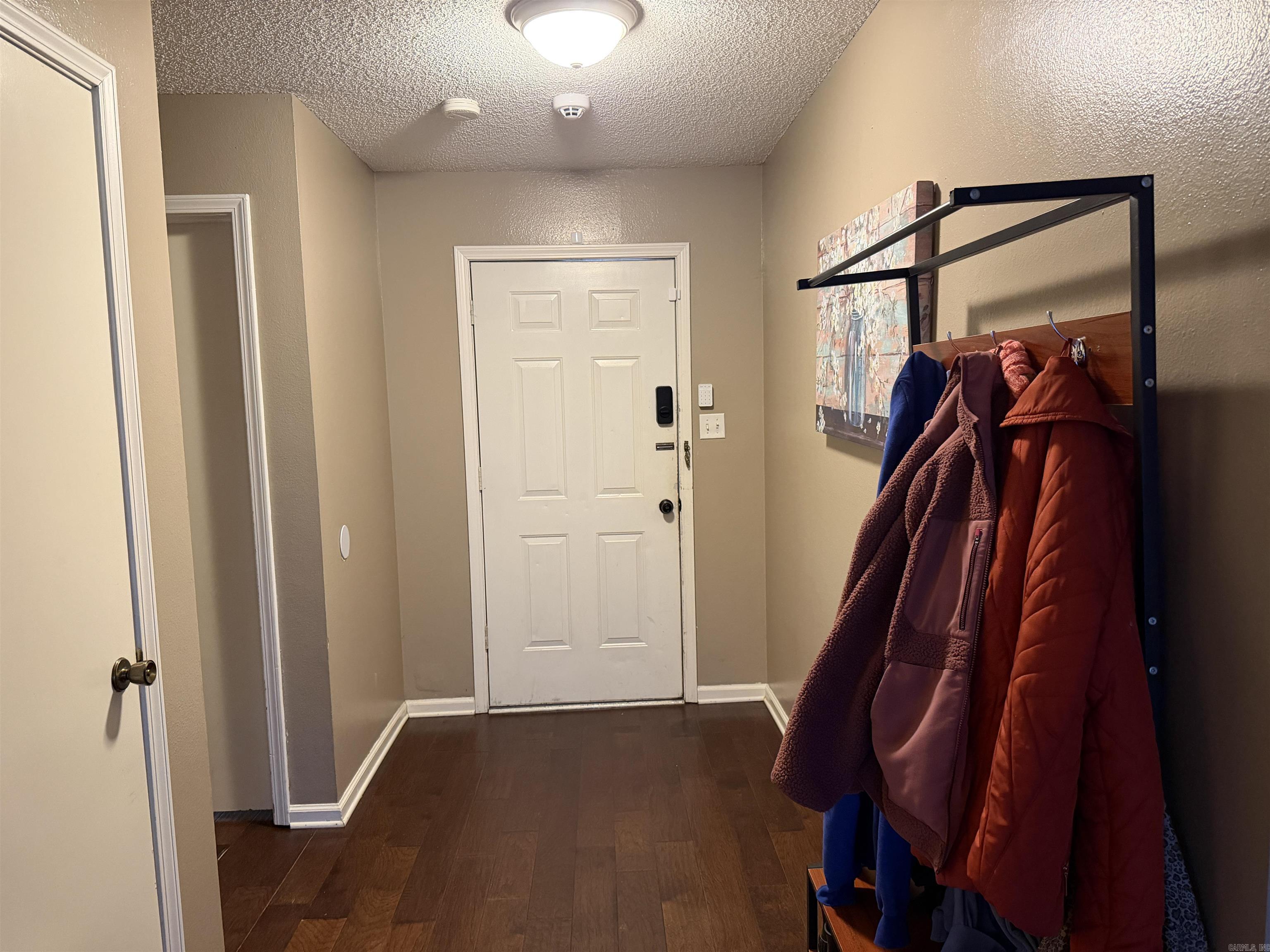 COLONIAL PARK - Residential