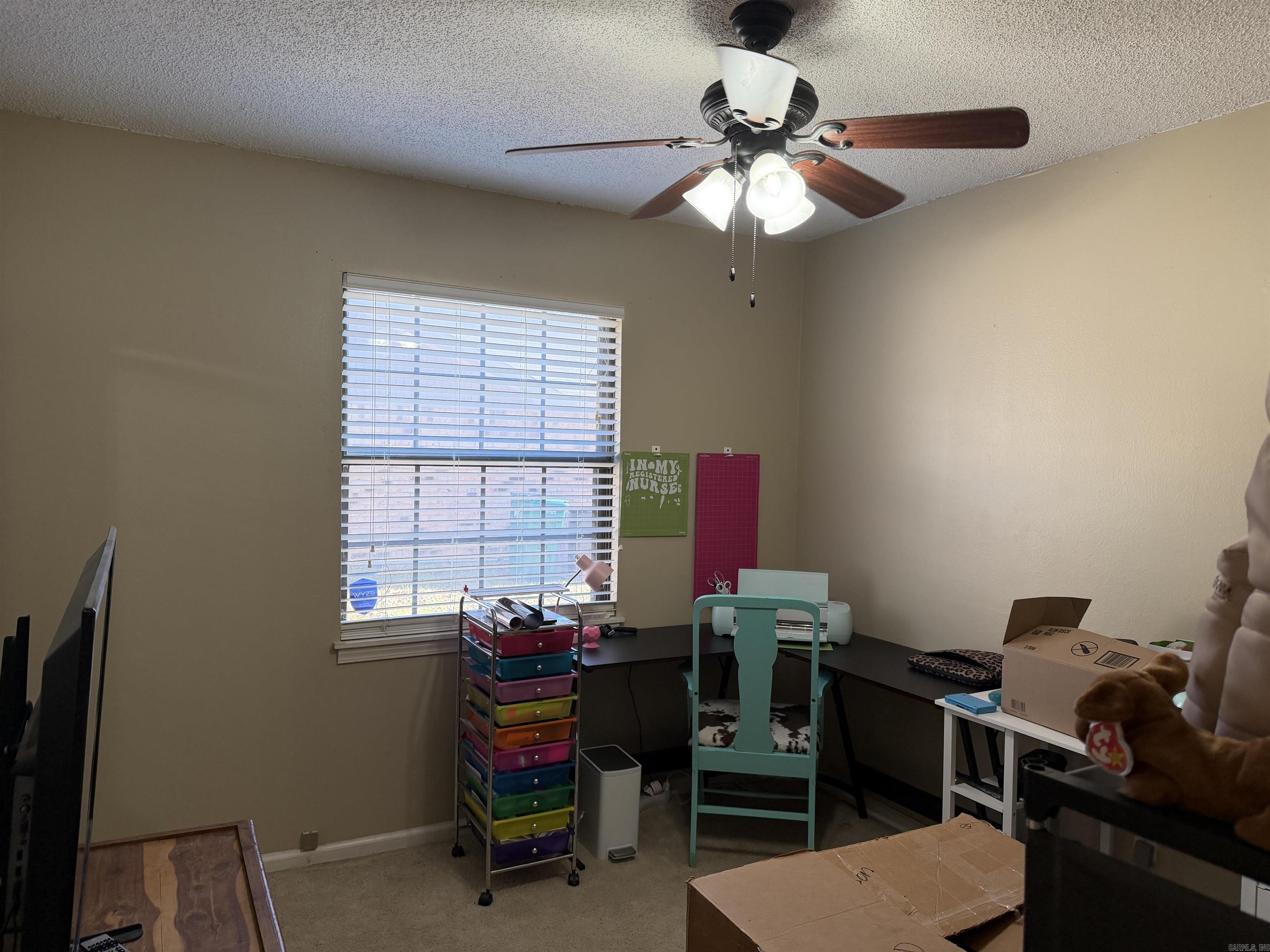 COLONIAL PARK - Residential