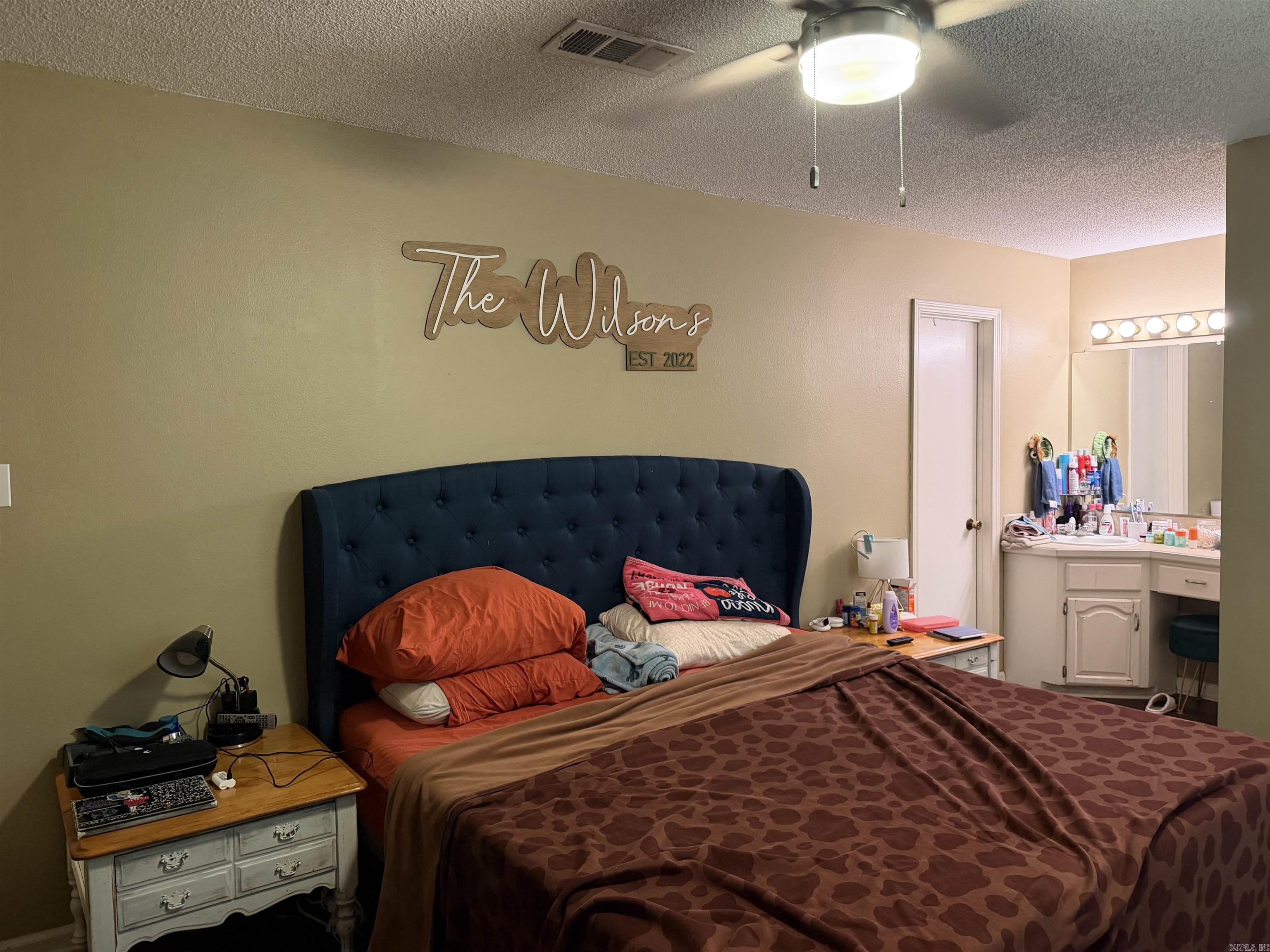 COLONIAL PARK - Residential