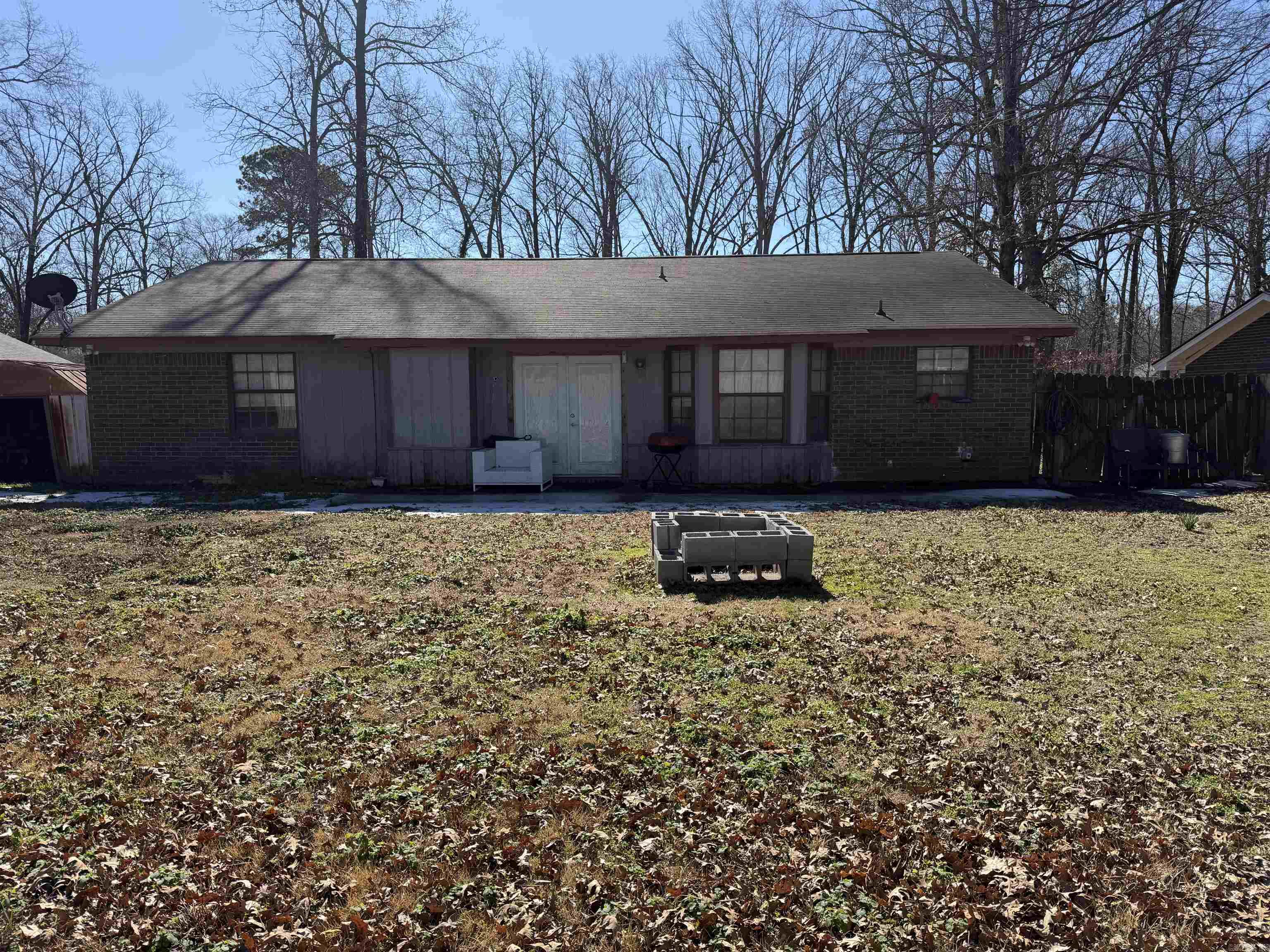 COLONIAL PARK - Residential