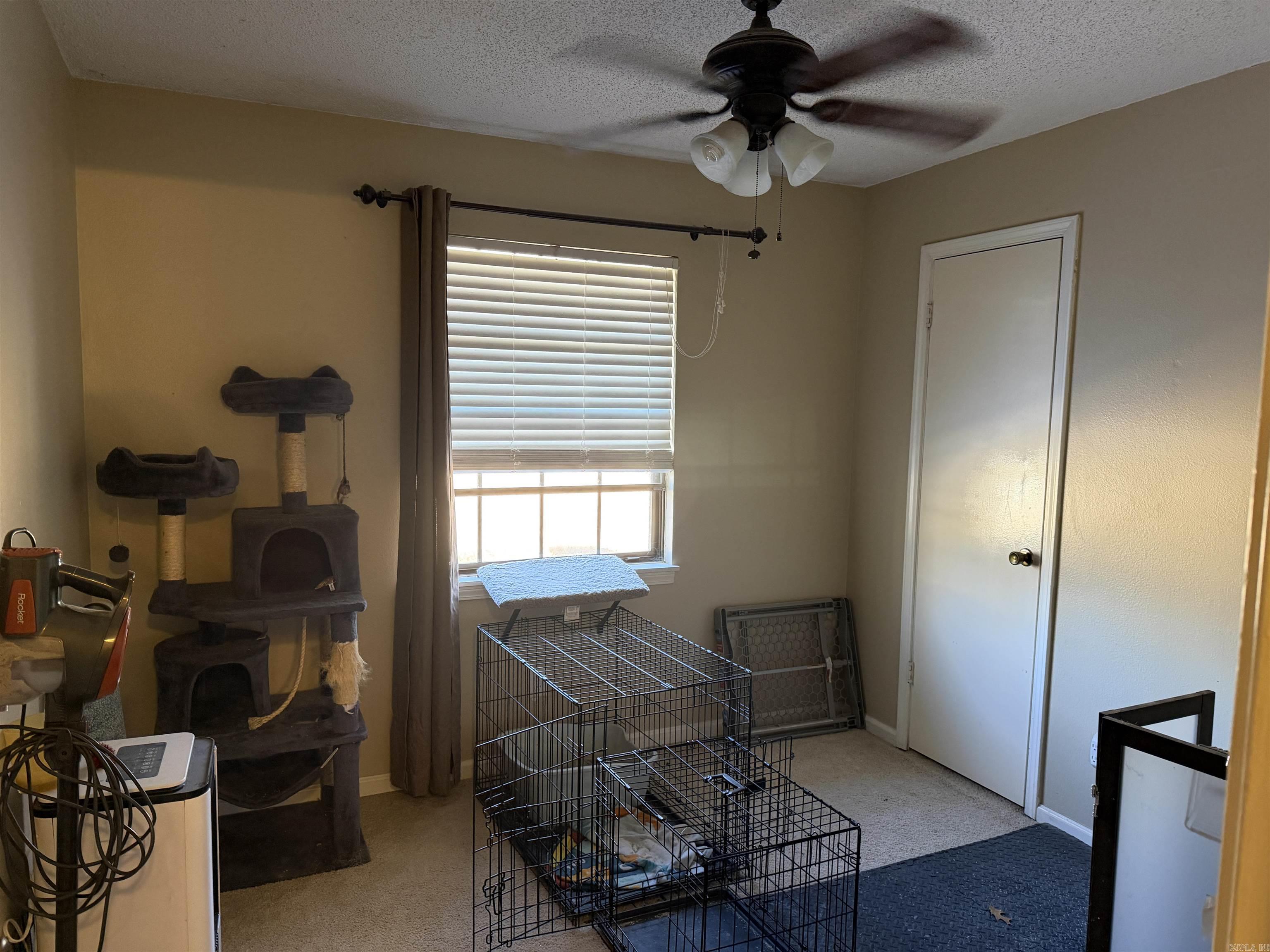 COLONIAL PARK - Residential