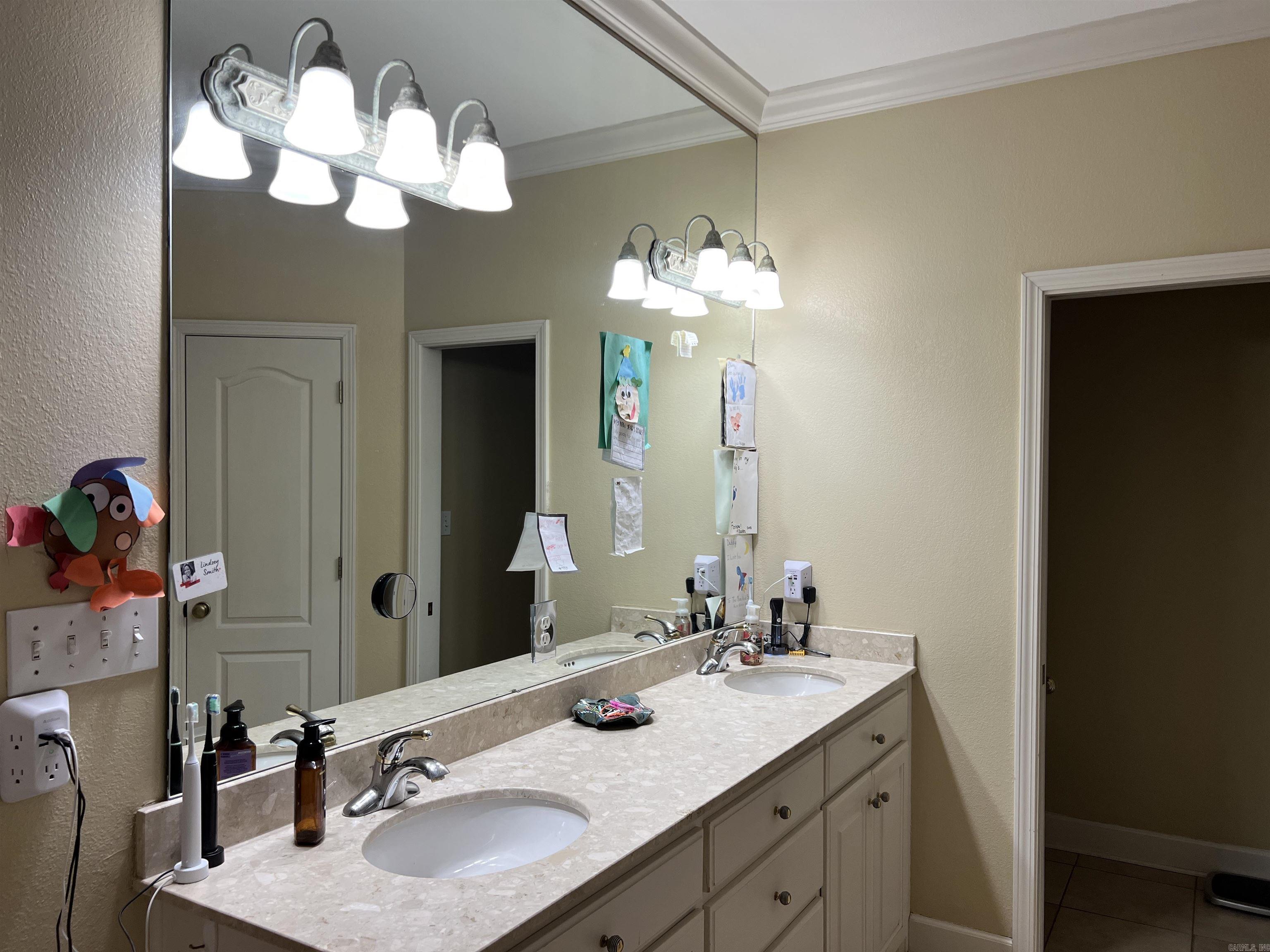 Holland Street Replat - Residential