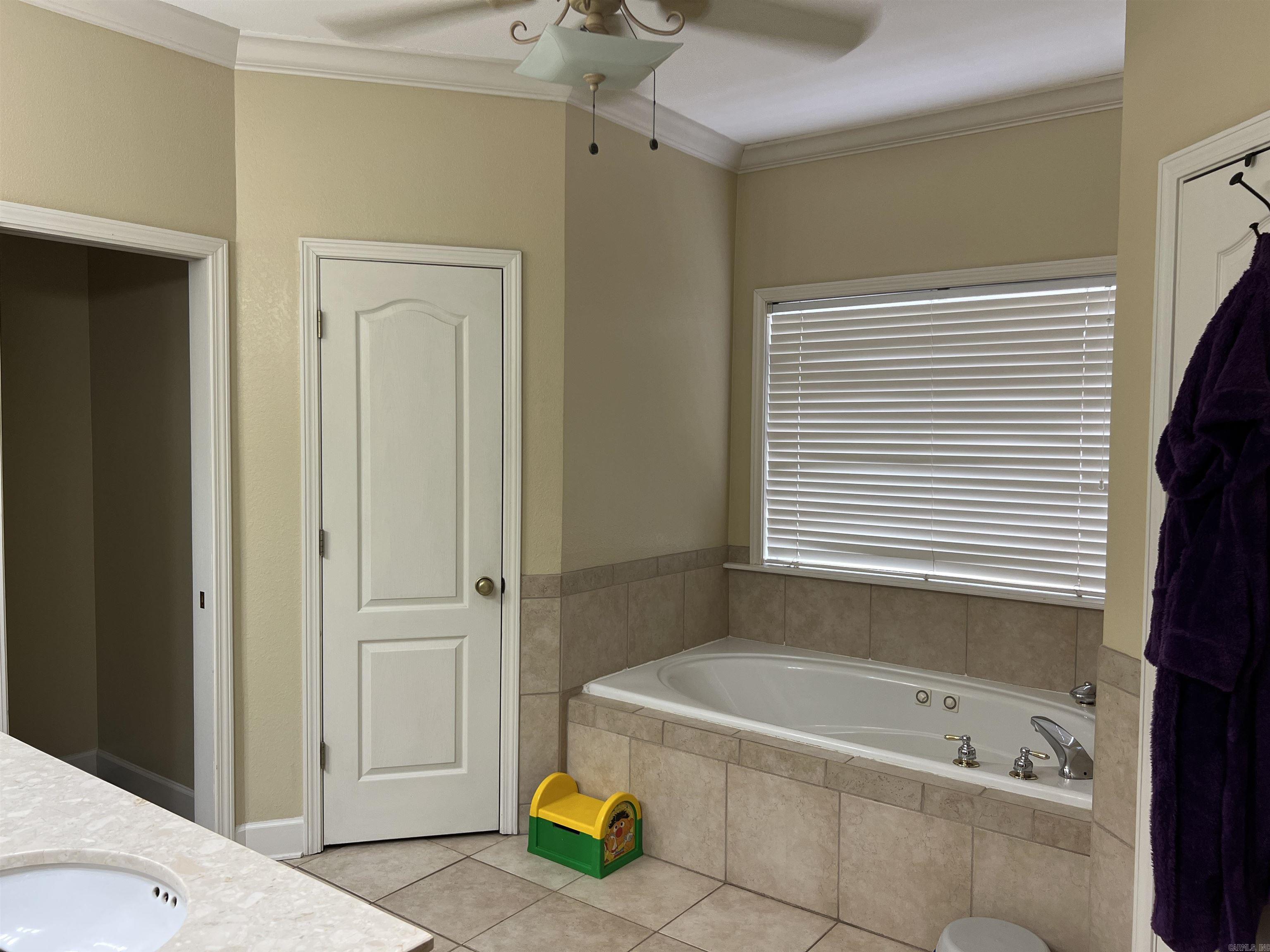 Holland Street Replat - Residential