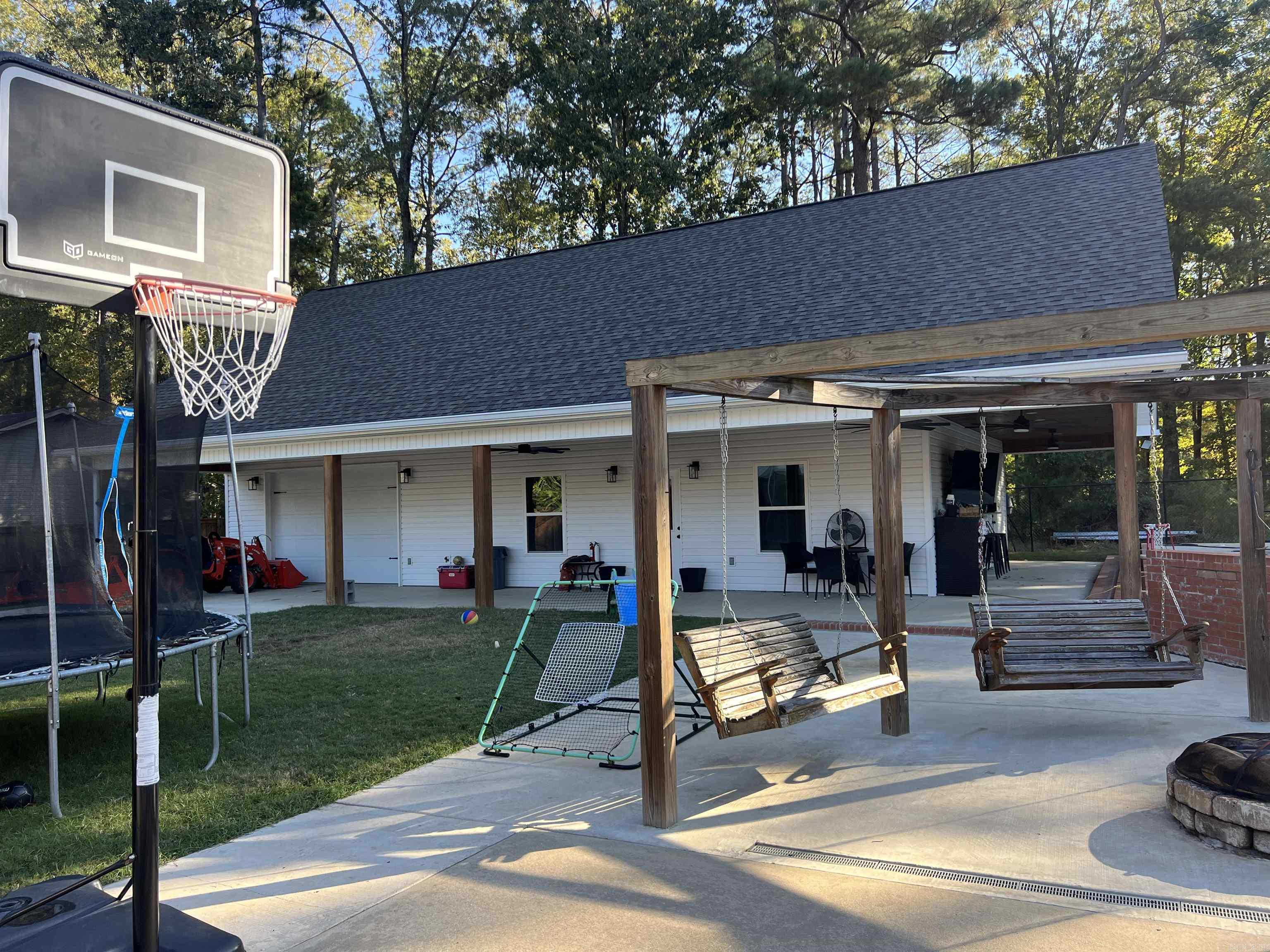 Holland Street Replat - Residential