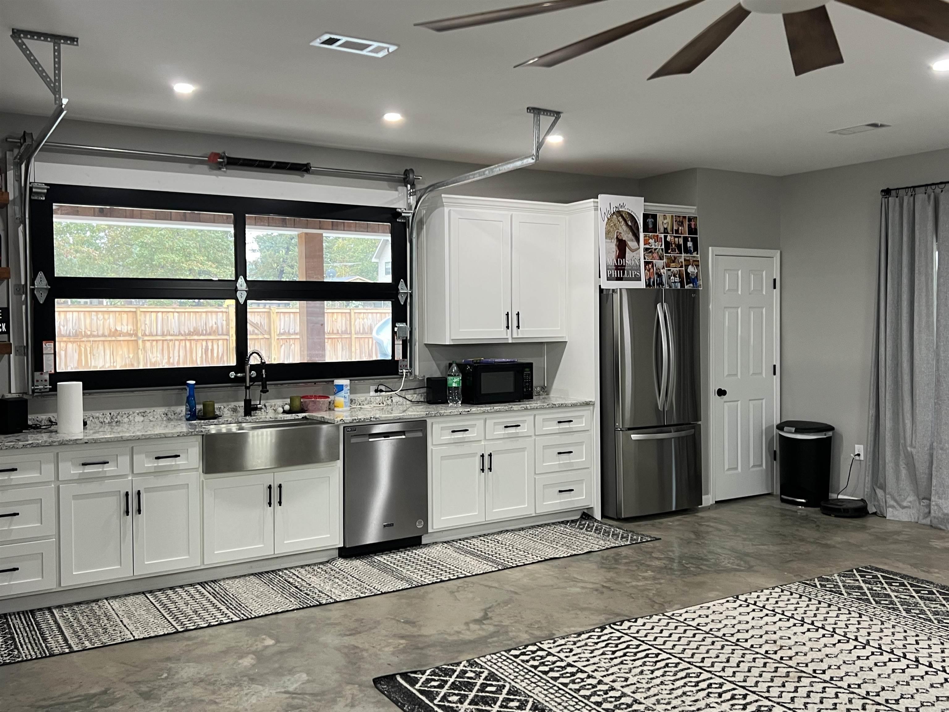 Holland Street Replat - Residential