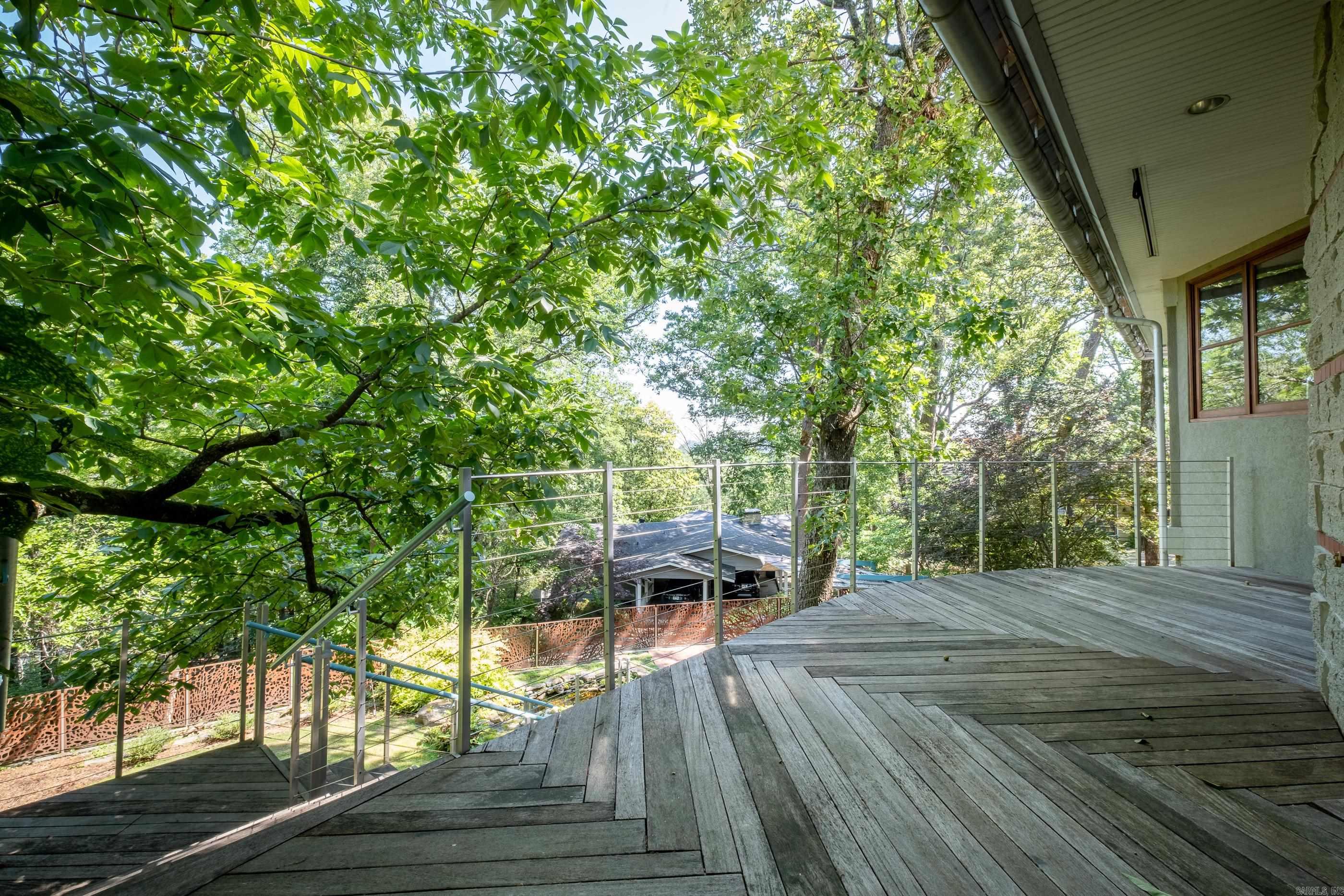 DOYLES PLACE - Residential