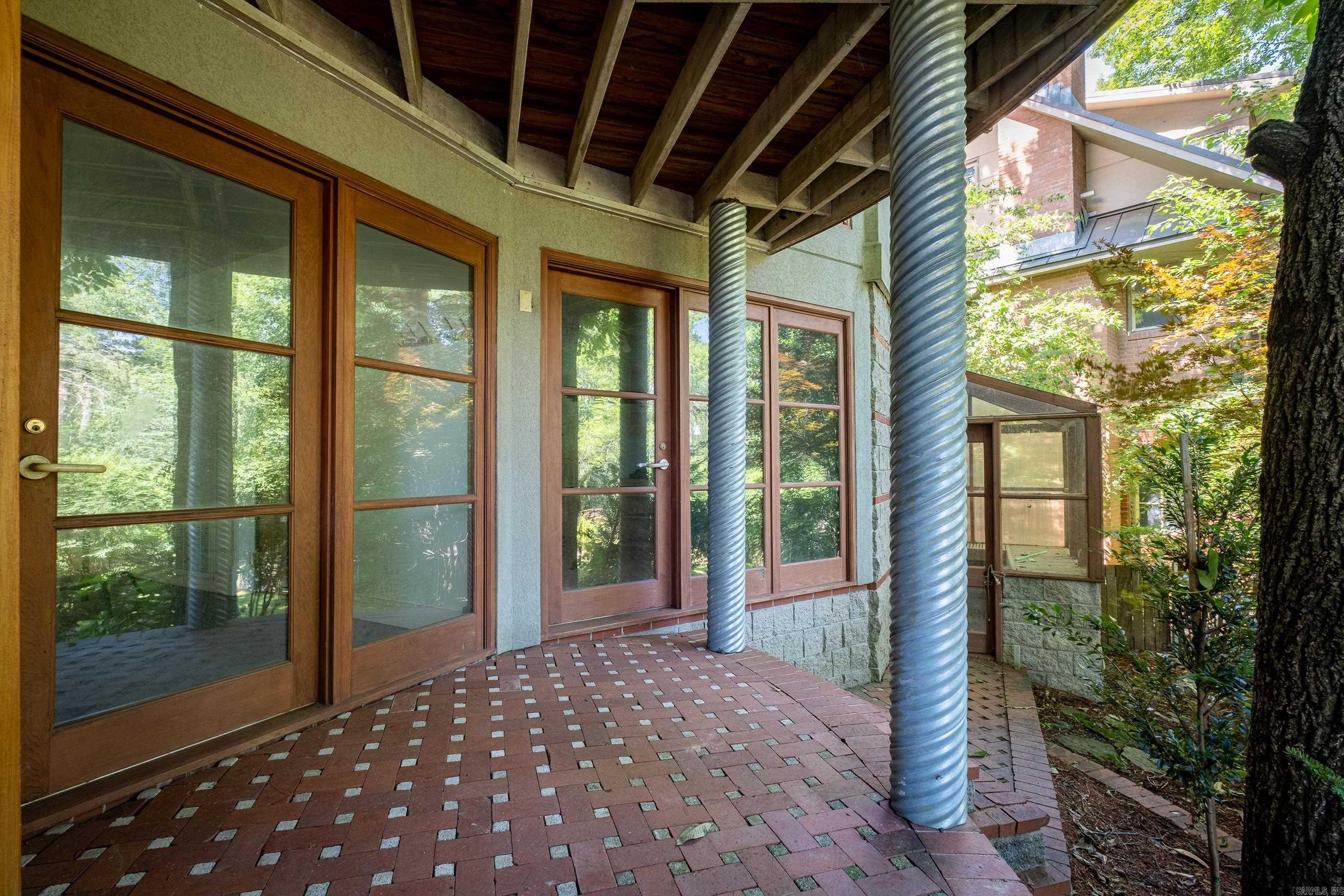 DOYLES PLACE - Residential