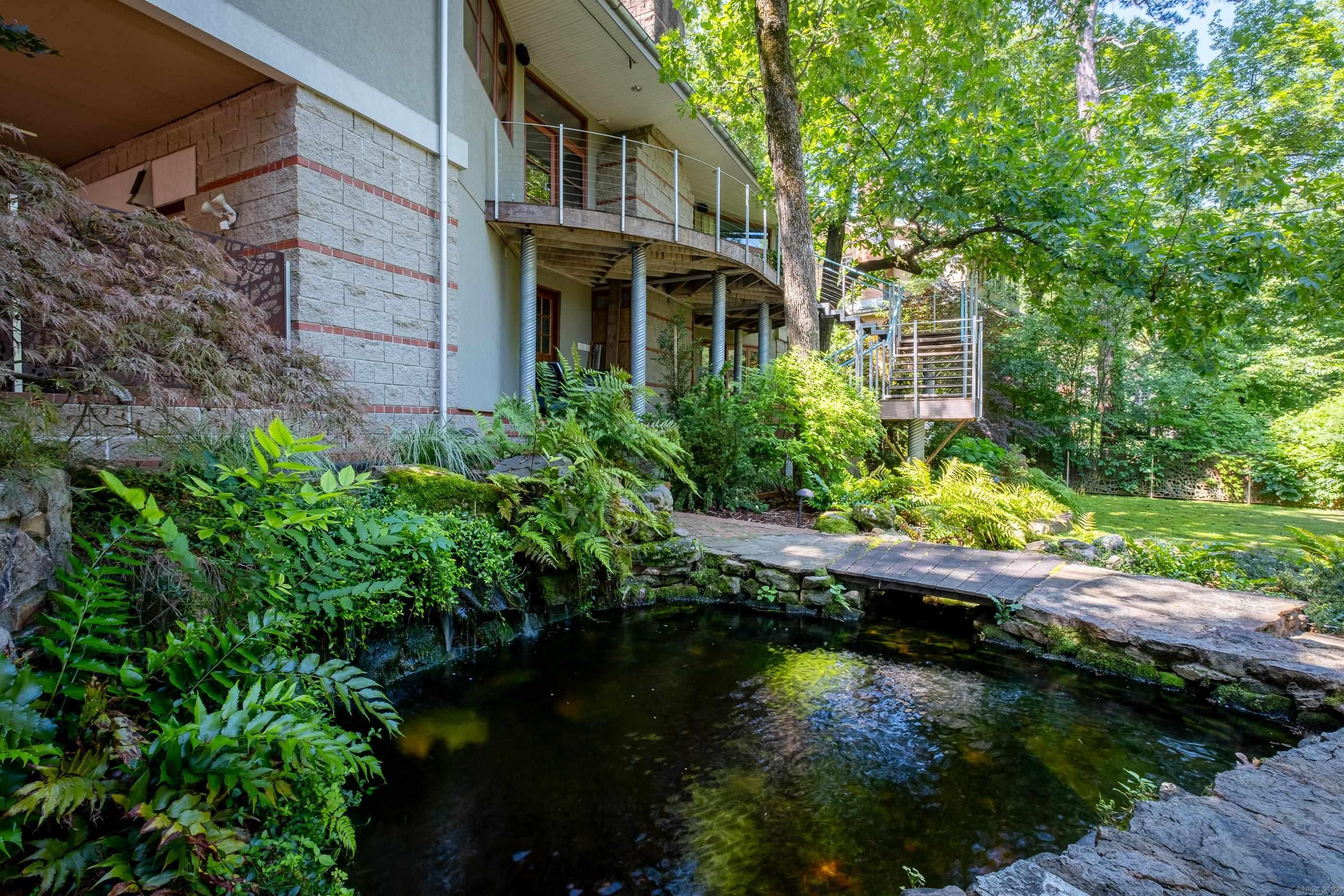 DOYLES PLACE - Residential