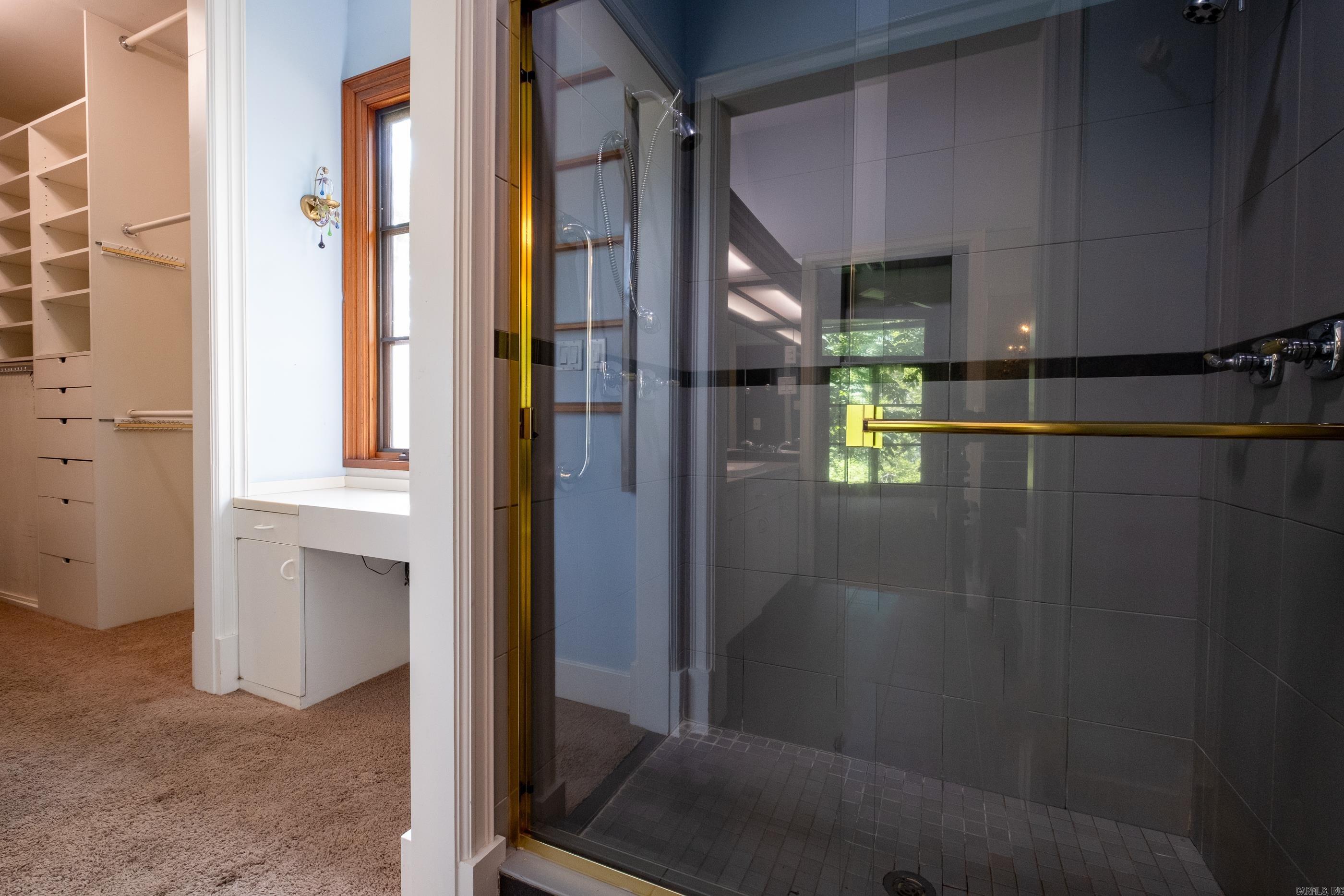 DOYLES PLACE - Residential