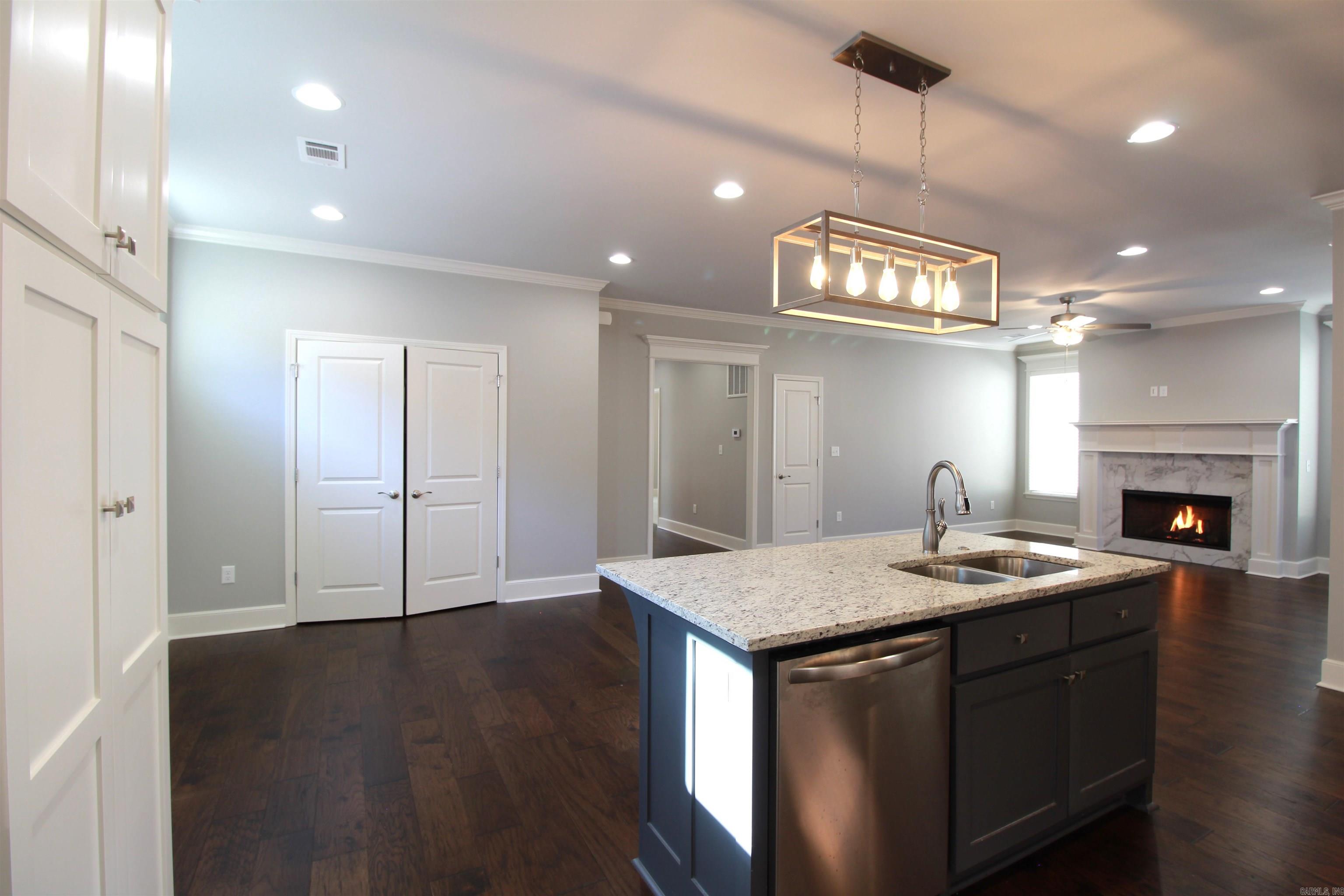 GIBRALTER HGTS - Residential