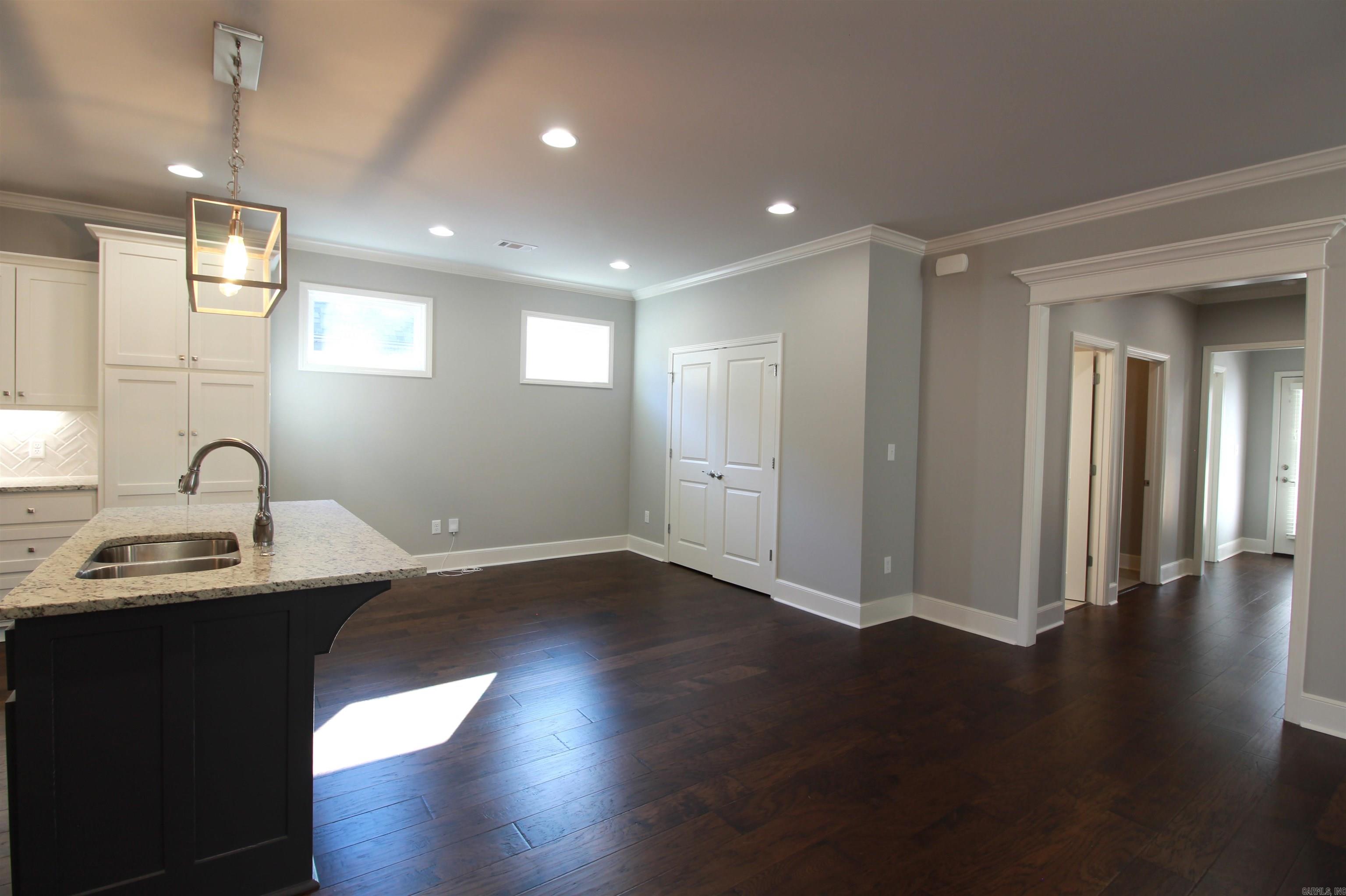 GIBRALTER HGTS - Residential