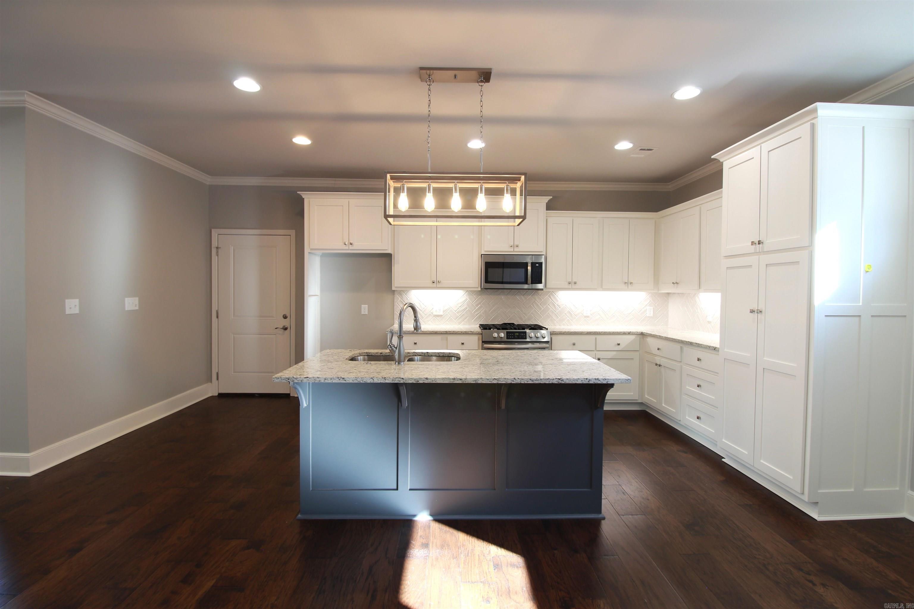 GIBRALTER HGTS - Residential