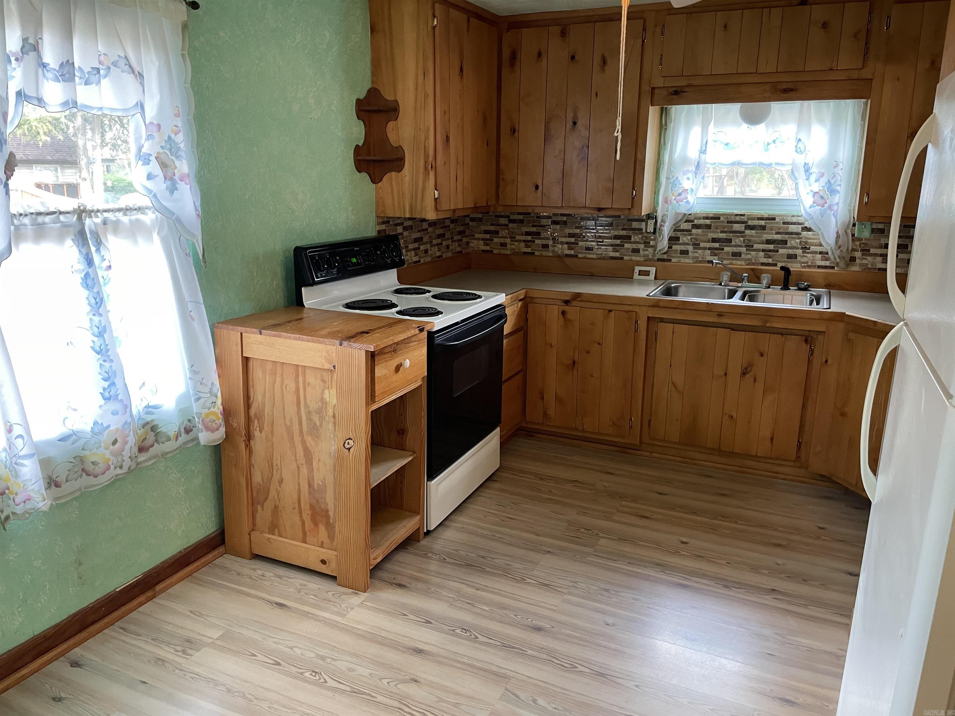 RAILROAD ADDITION - Residential