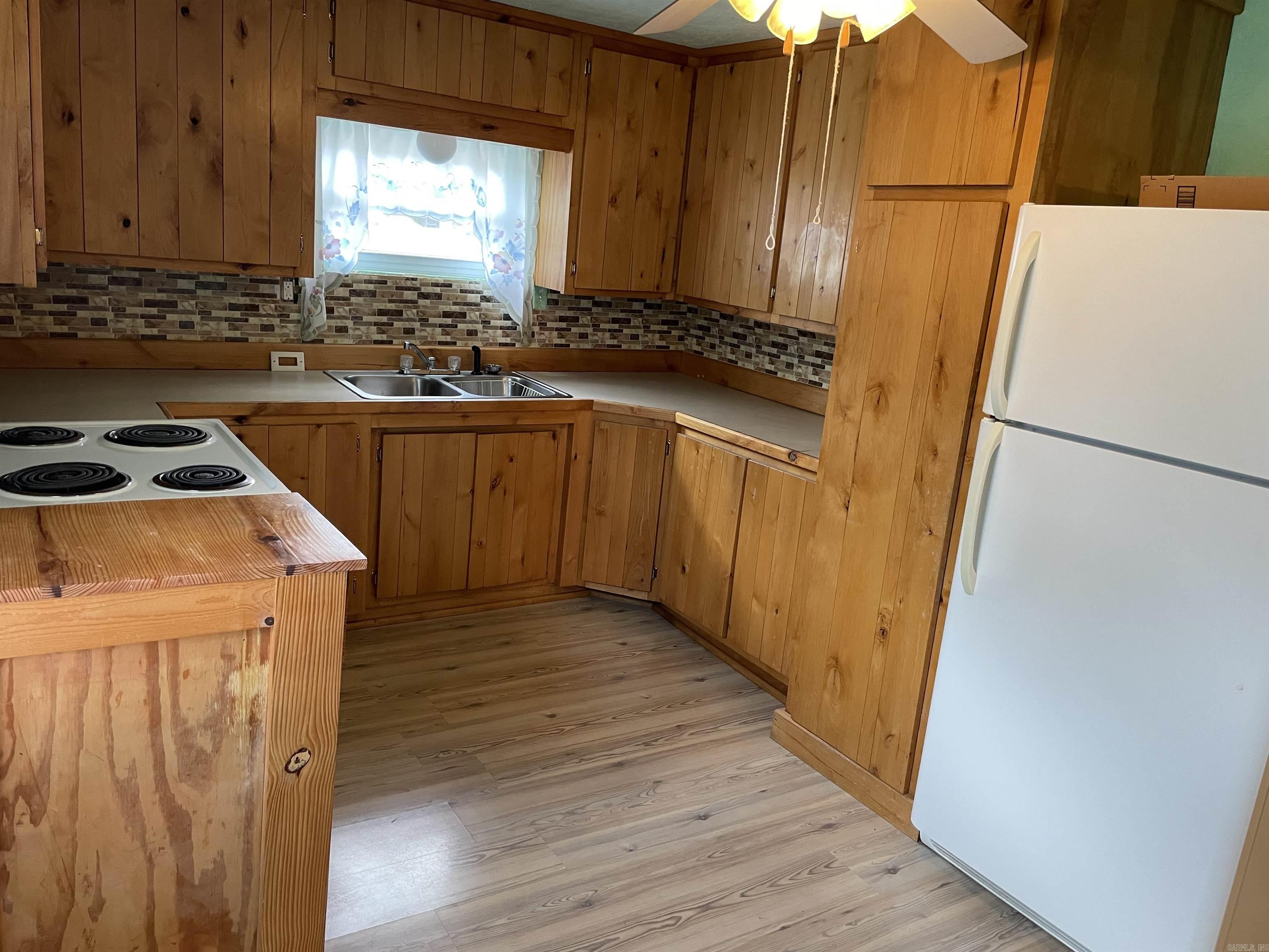 RAILROAD ADDITION - Residential