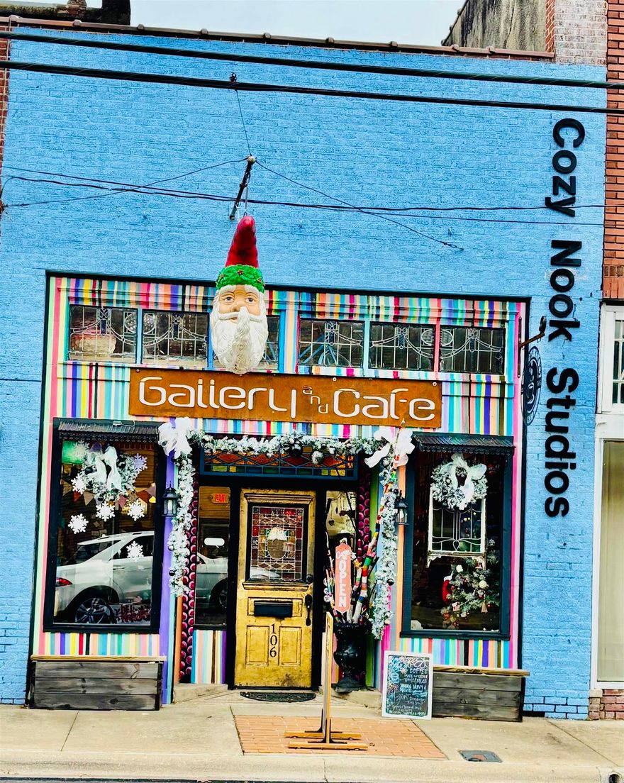 Rare opportunity to have a well-established turnkey restaurant and art studio/gallery with an impressive clientele. Known for its "farm to fork" meals and homemade desserts, this restaurant and art studio is established and ready for new ownership. Art classes for all ages, gift shop, takeout frozen meals, private rental, catering. This fun vibrant venue is well established and ready for new ownership. Lease options are available as well with a minimum of 6 months. Owner will consider possible financing with suitable down payment!  Call listing agent for details.