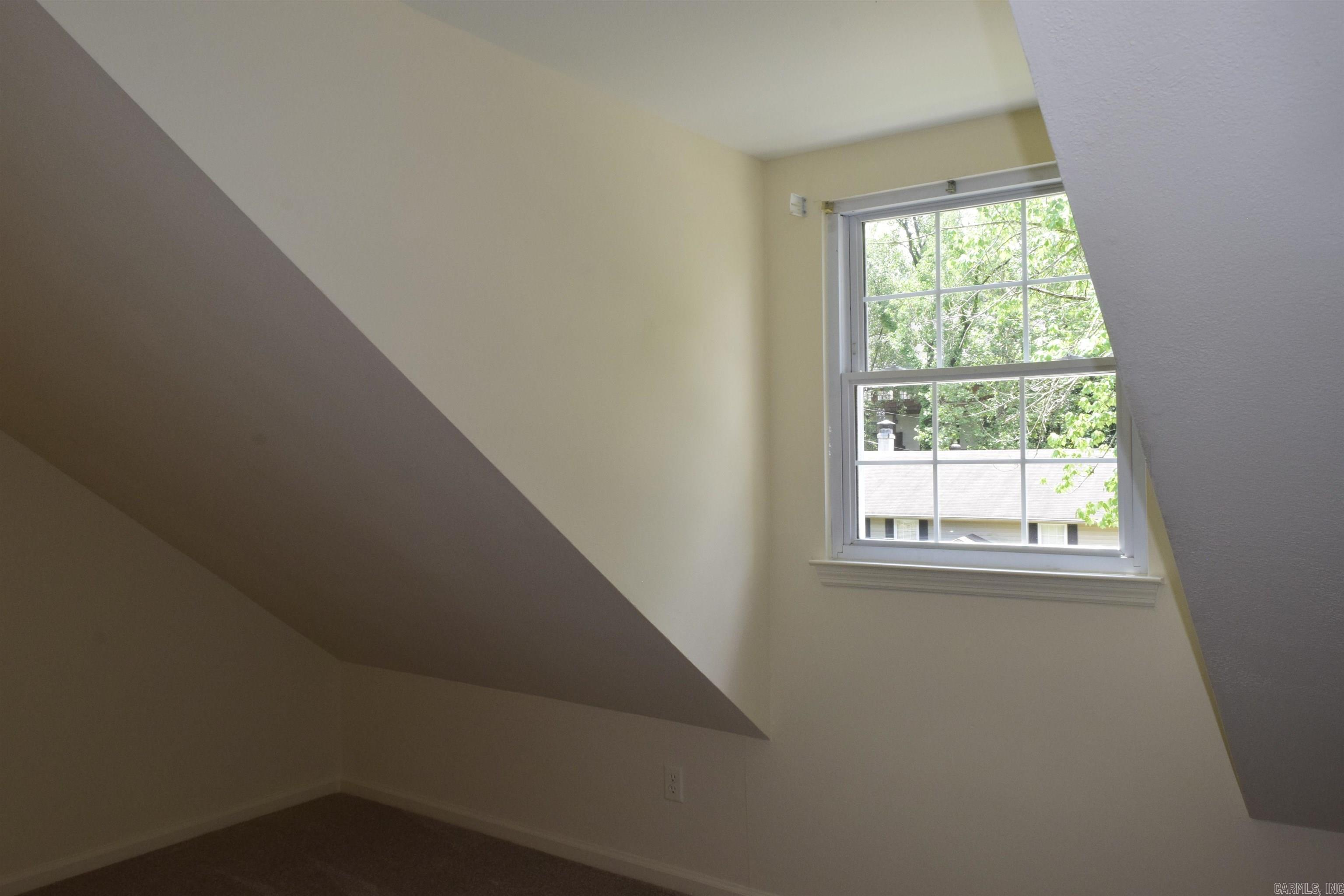 ECHO VALLEY - Residential