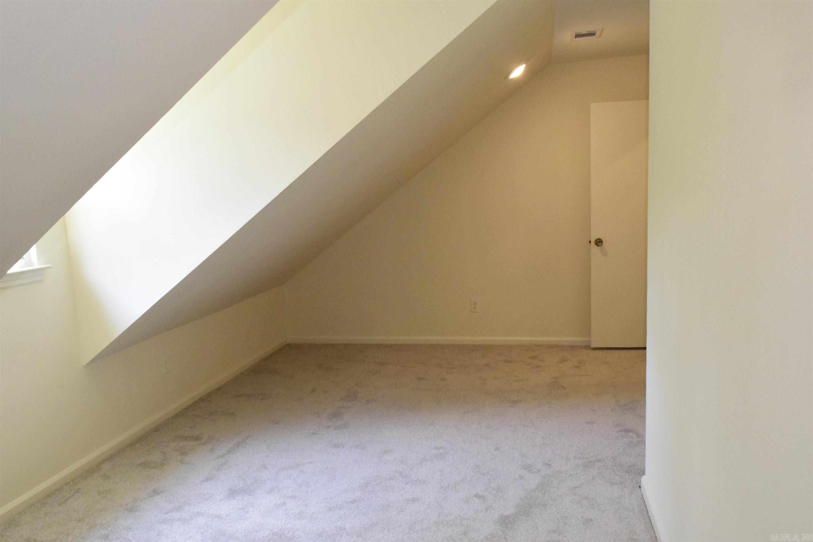 ECHO VALLEY - Residential