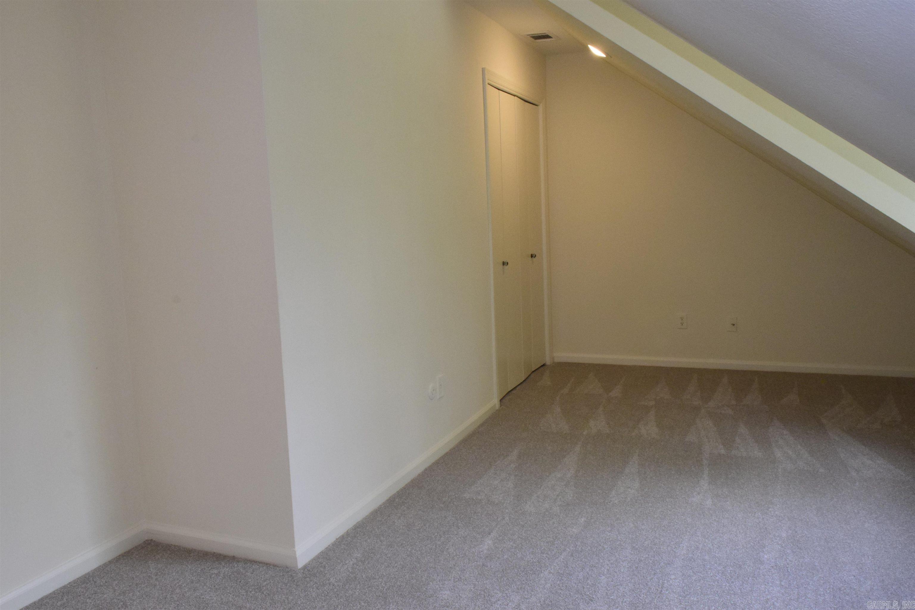 ECHO VALLEY - Residential