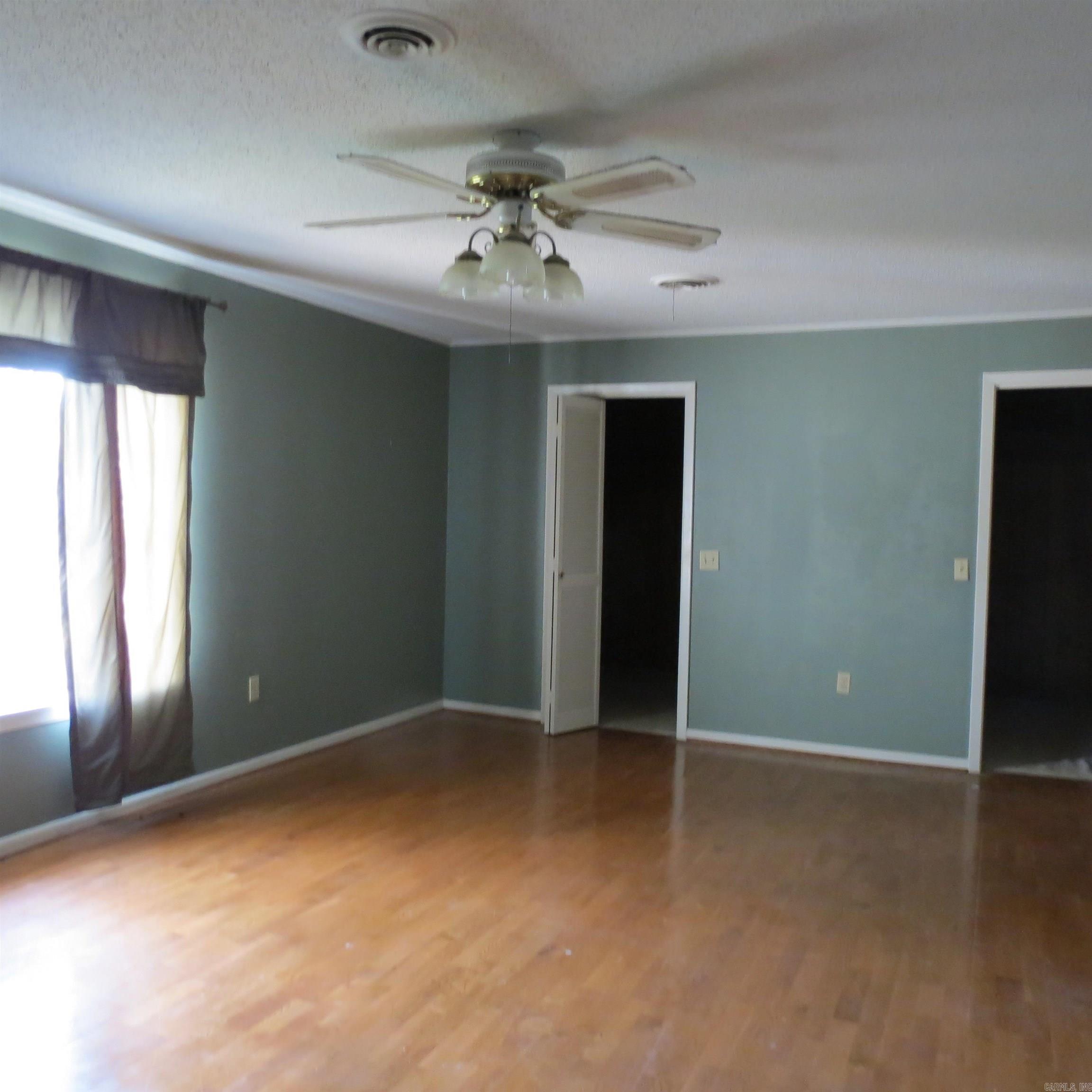 Hampton Acreage - Residential