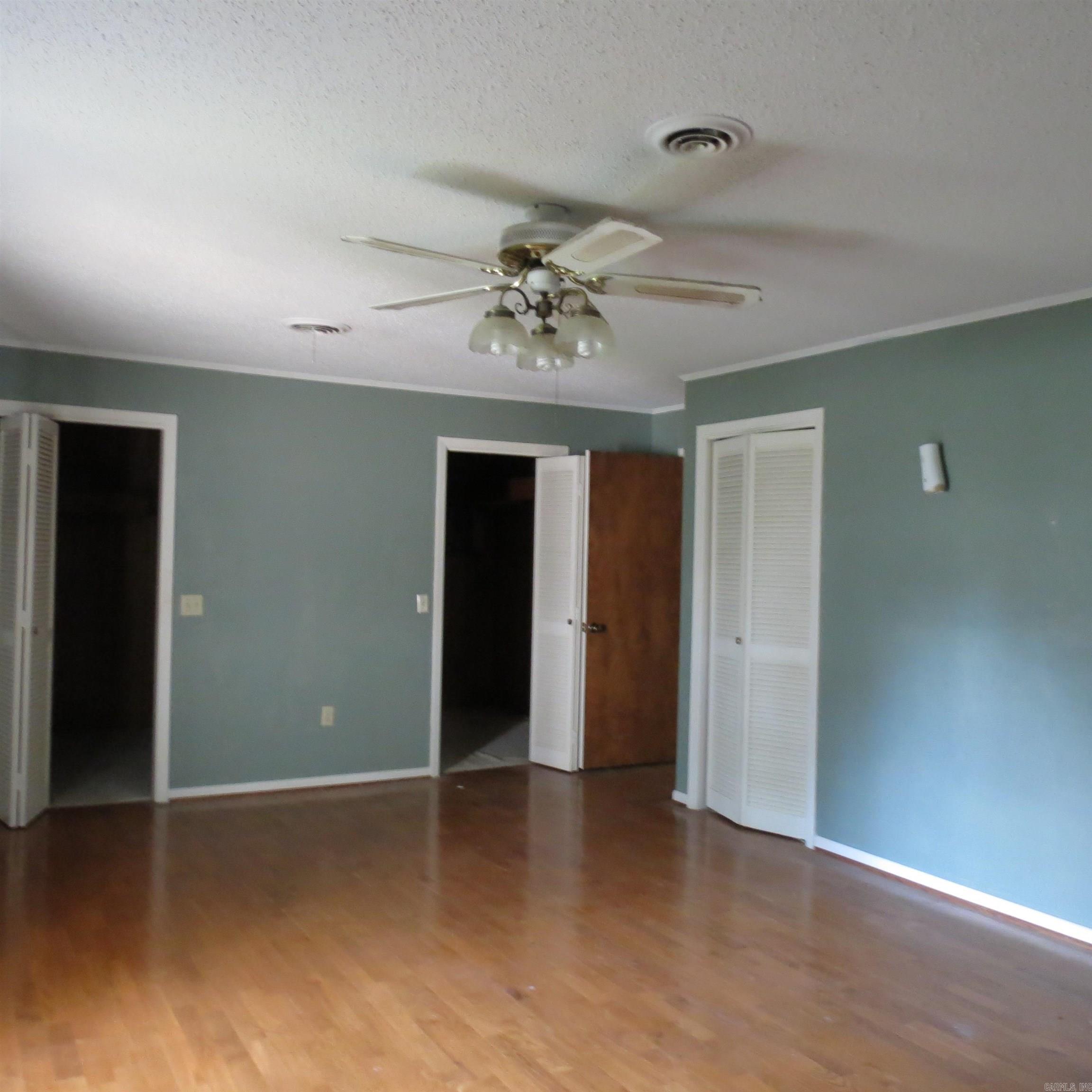 Hampton Acreage - Residential