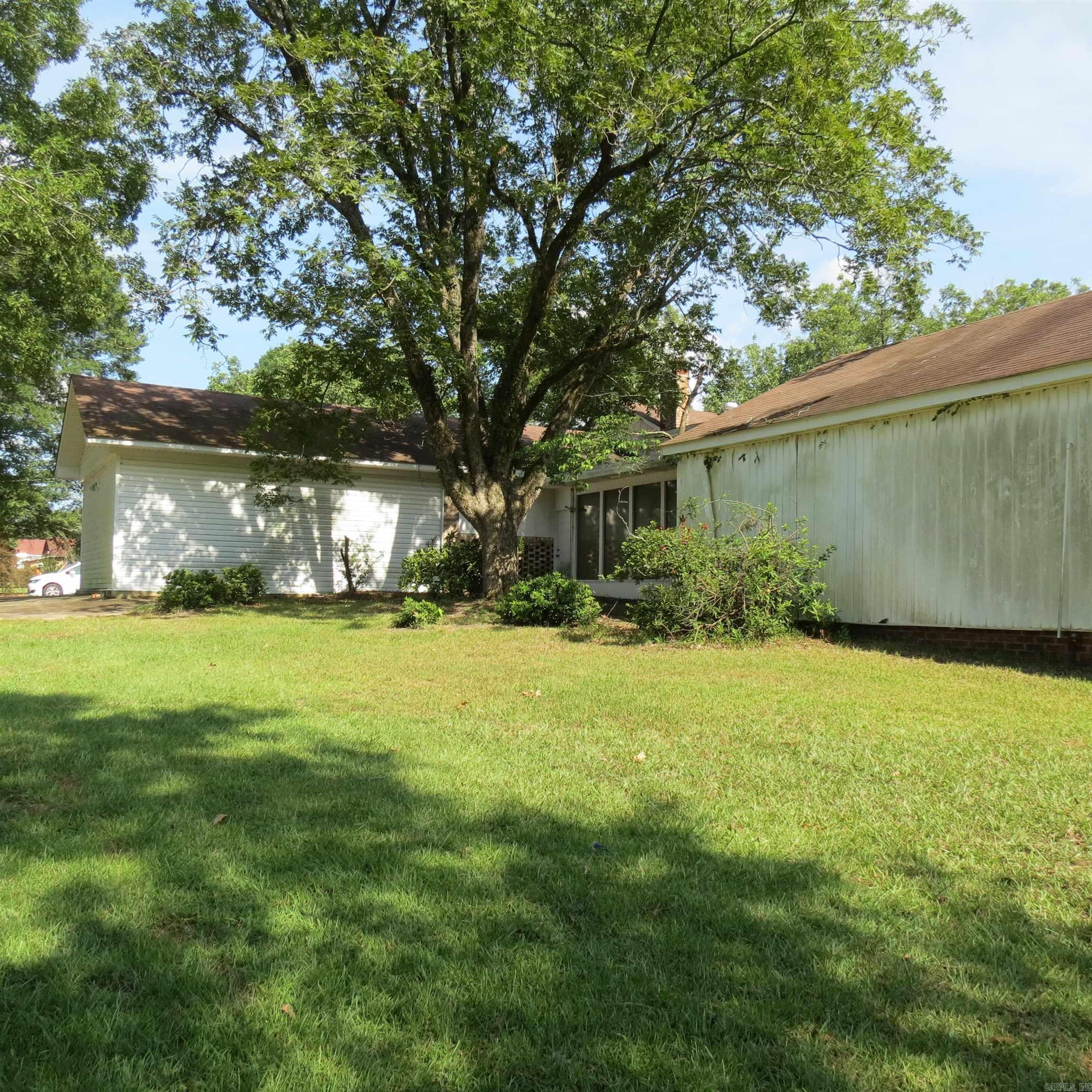 Hampton Acreage - Residential