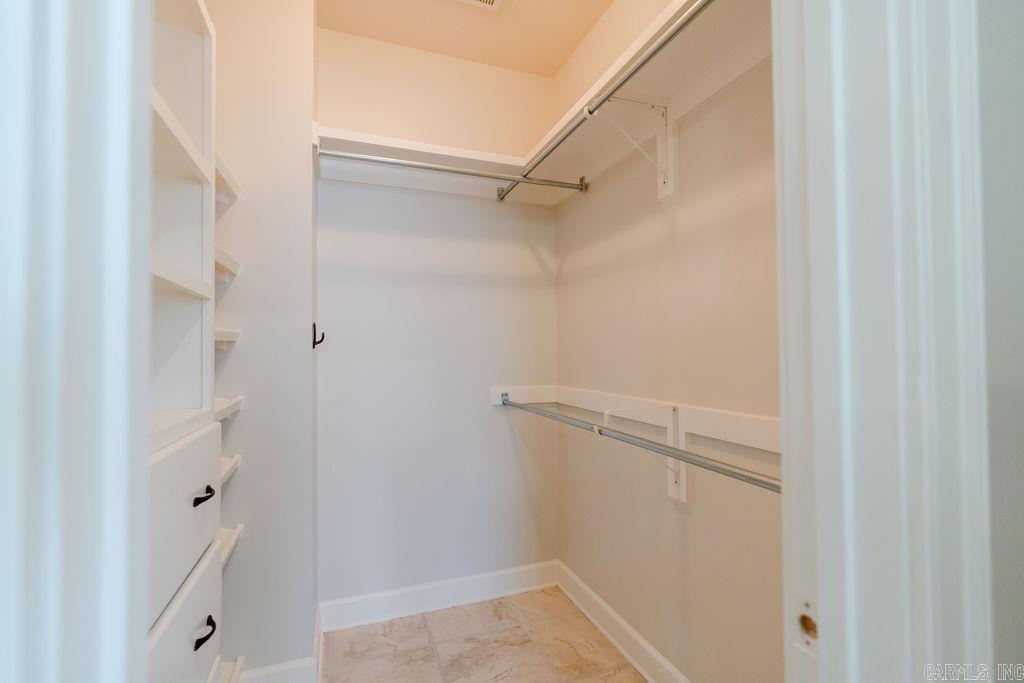 Hawks Point - Residential