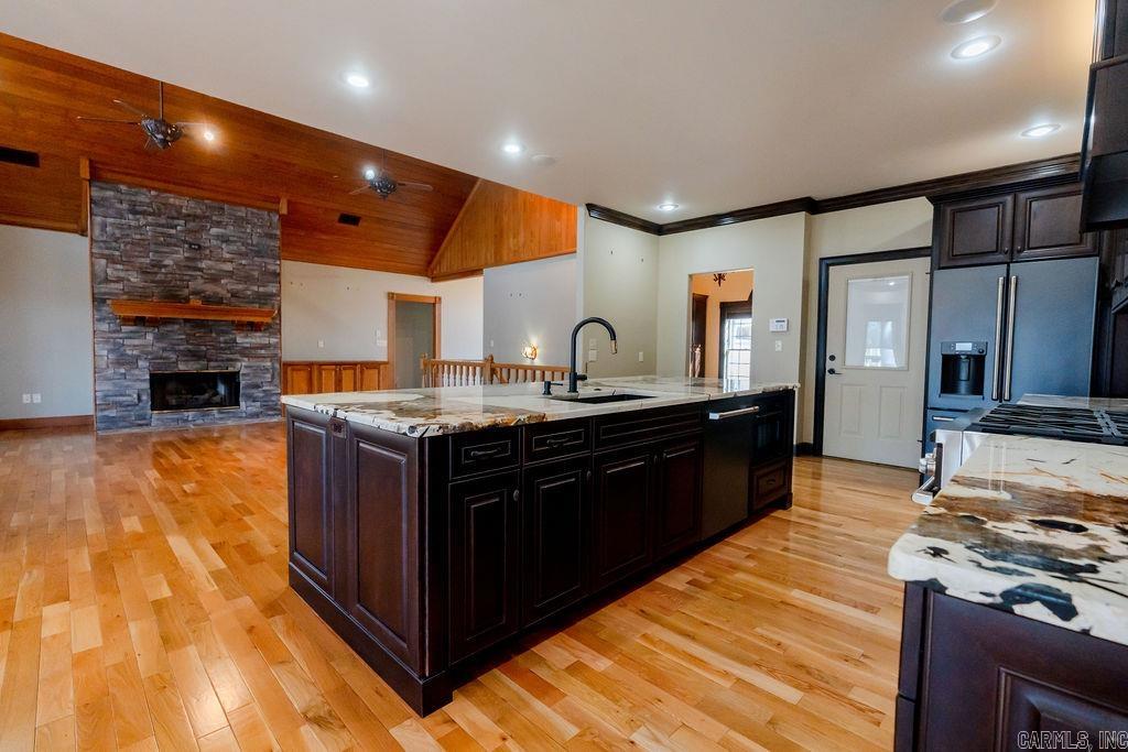 Hawks Point - Residential