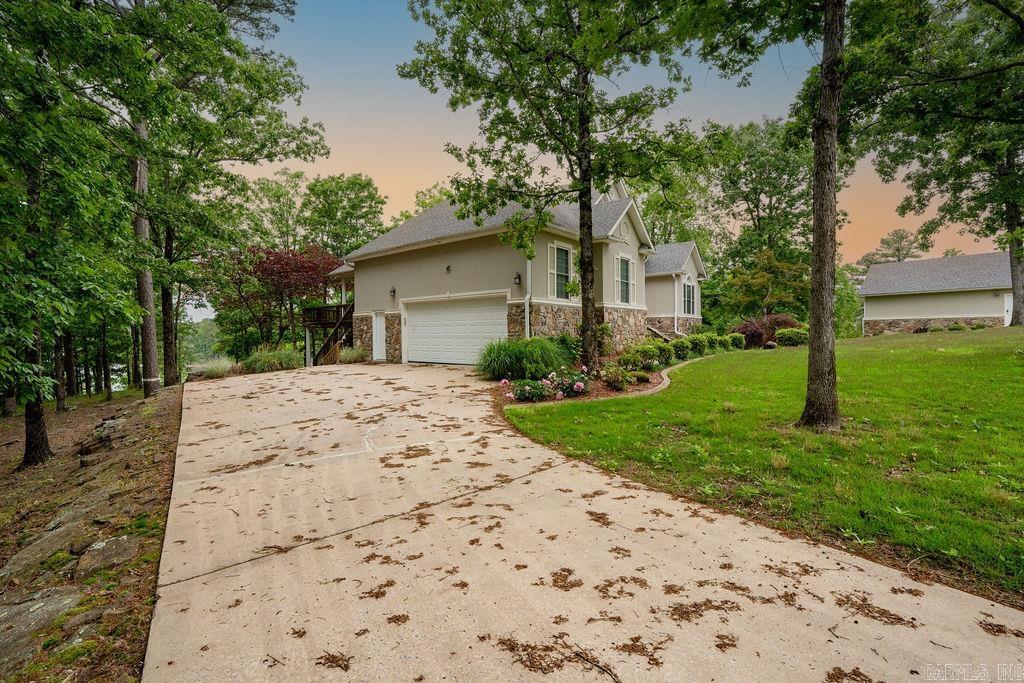 Hawks Point - Residential