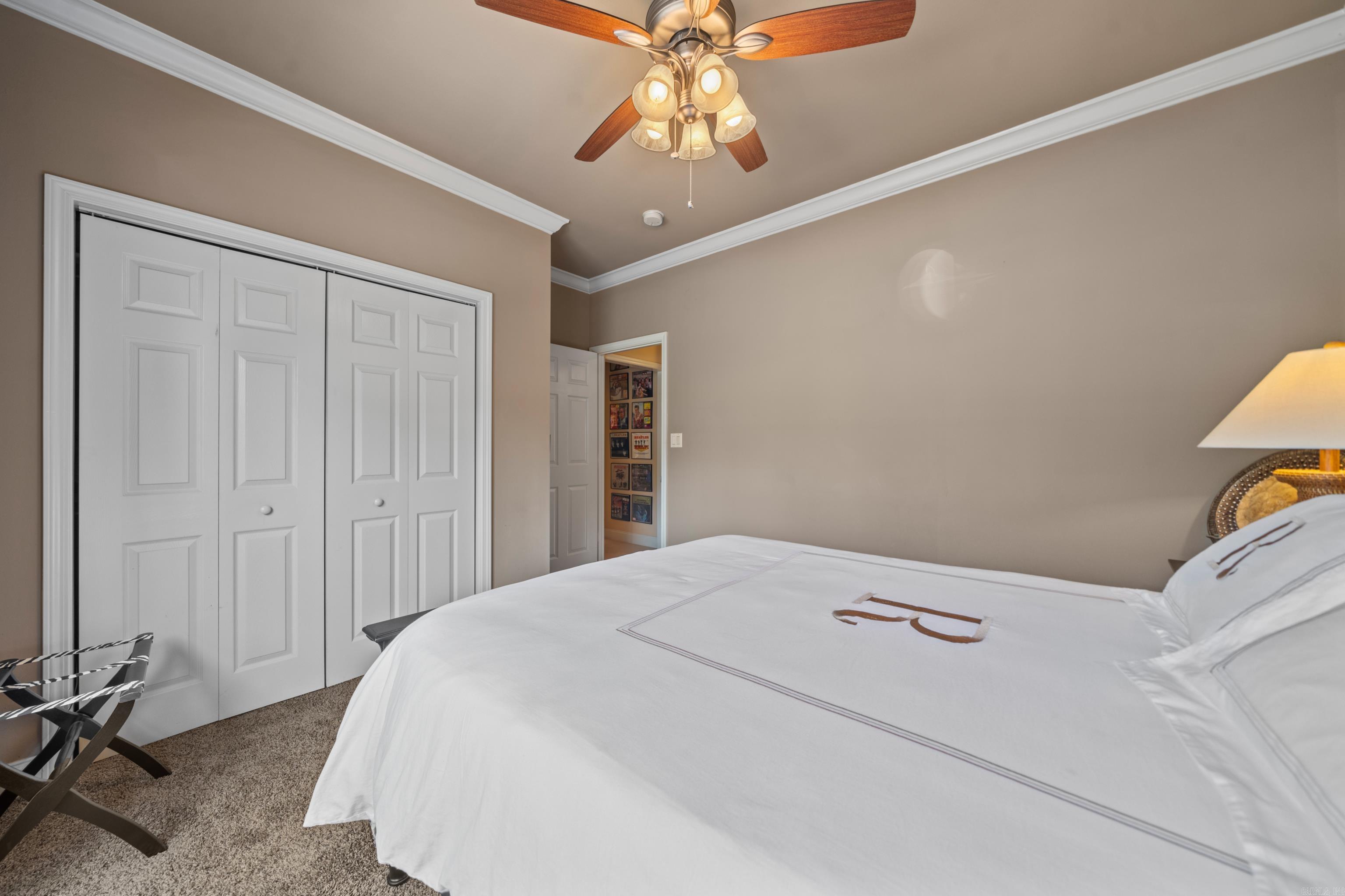 LAKESHORE OAKS HPR - Residential