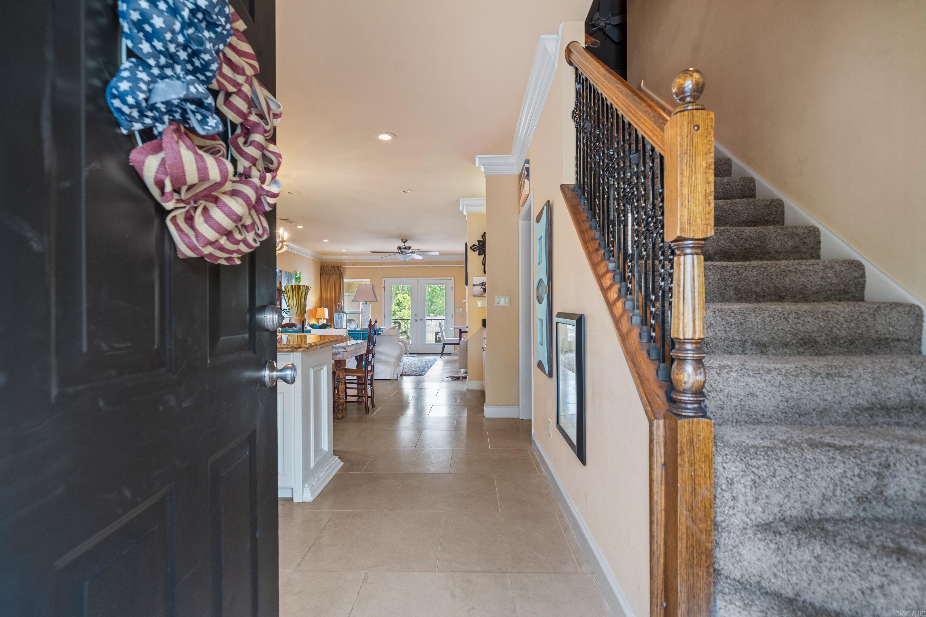 LAKESHORE OAKS HPR - Residential