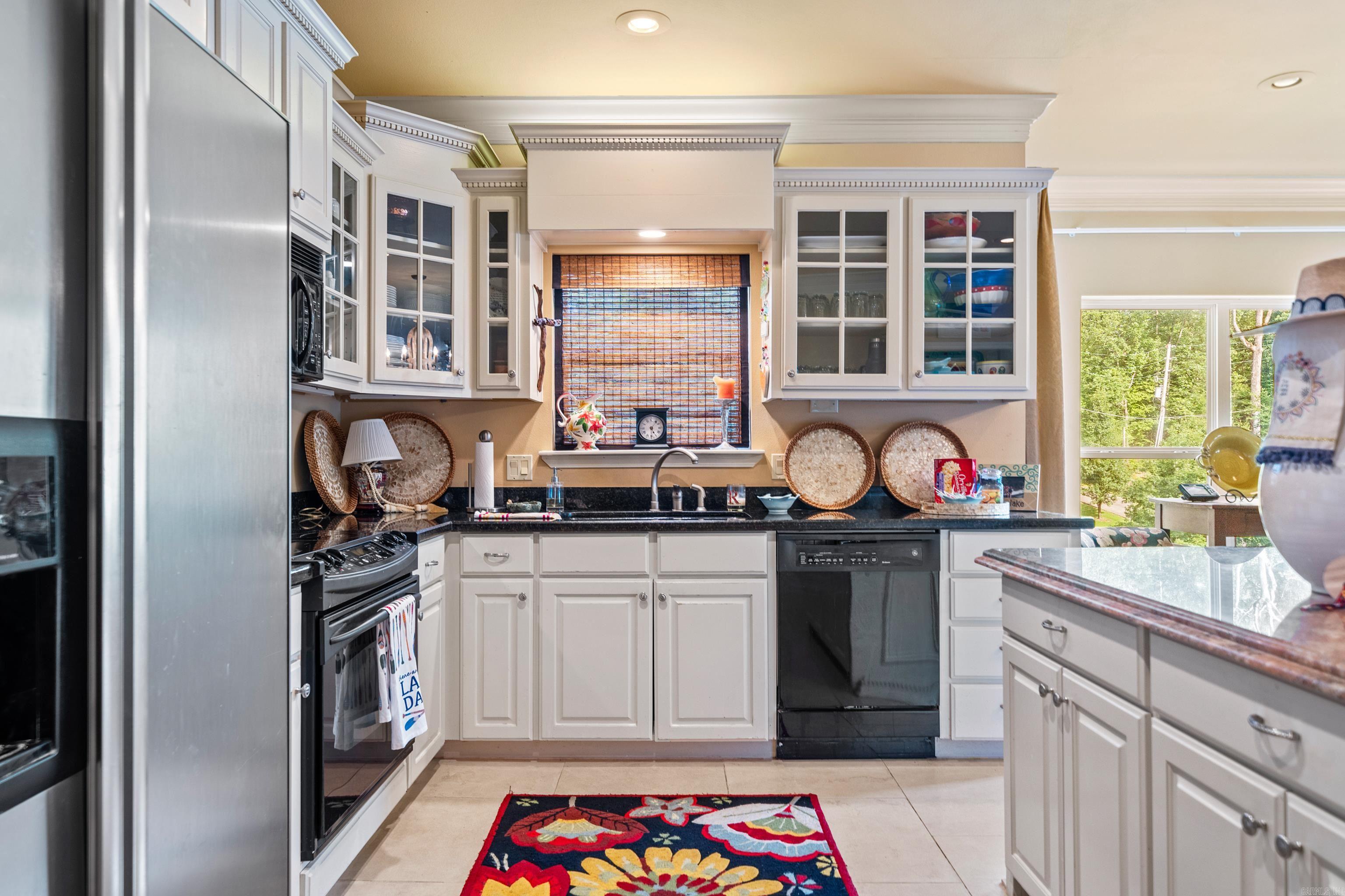 LAKESHORE OAKS HPR - Residential