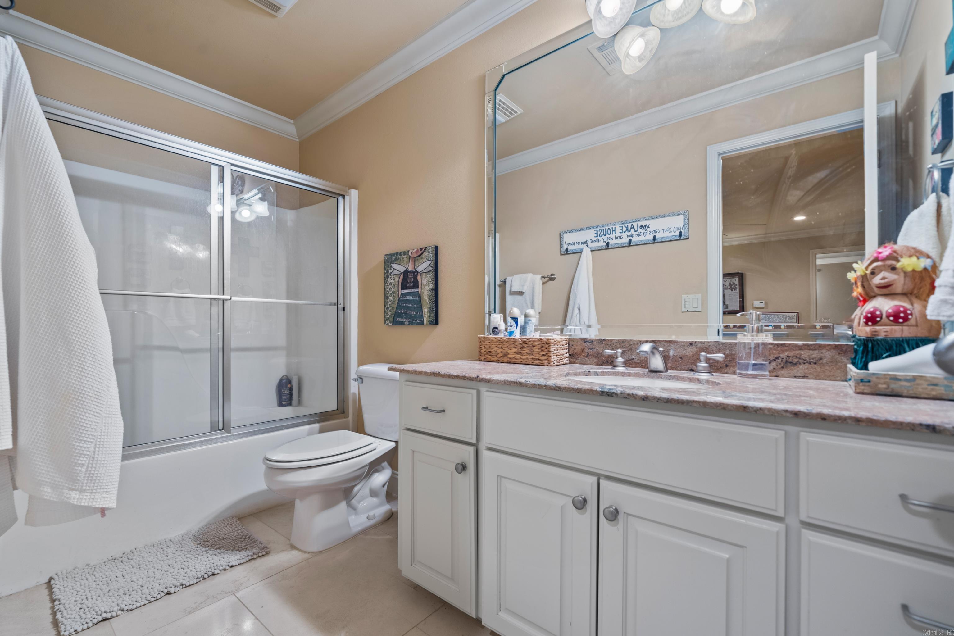 LAKESHORE OAKS HPR - Residential