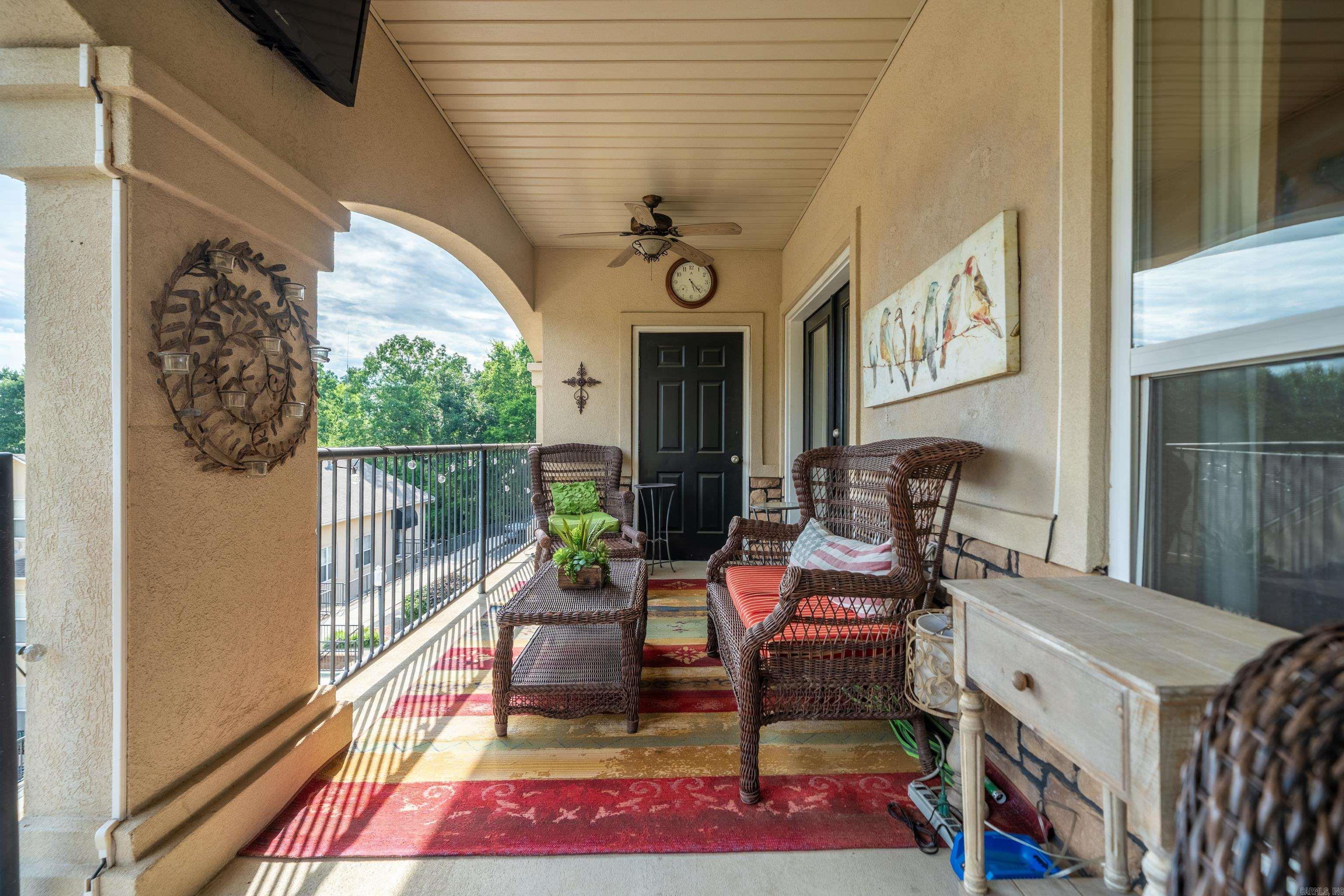 LAKESHORE OAKS HPR - Residential