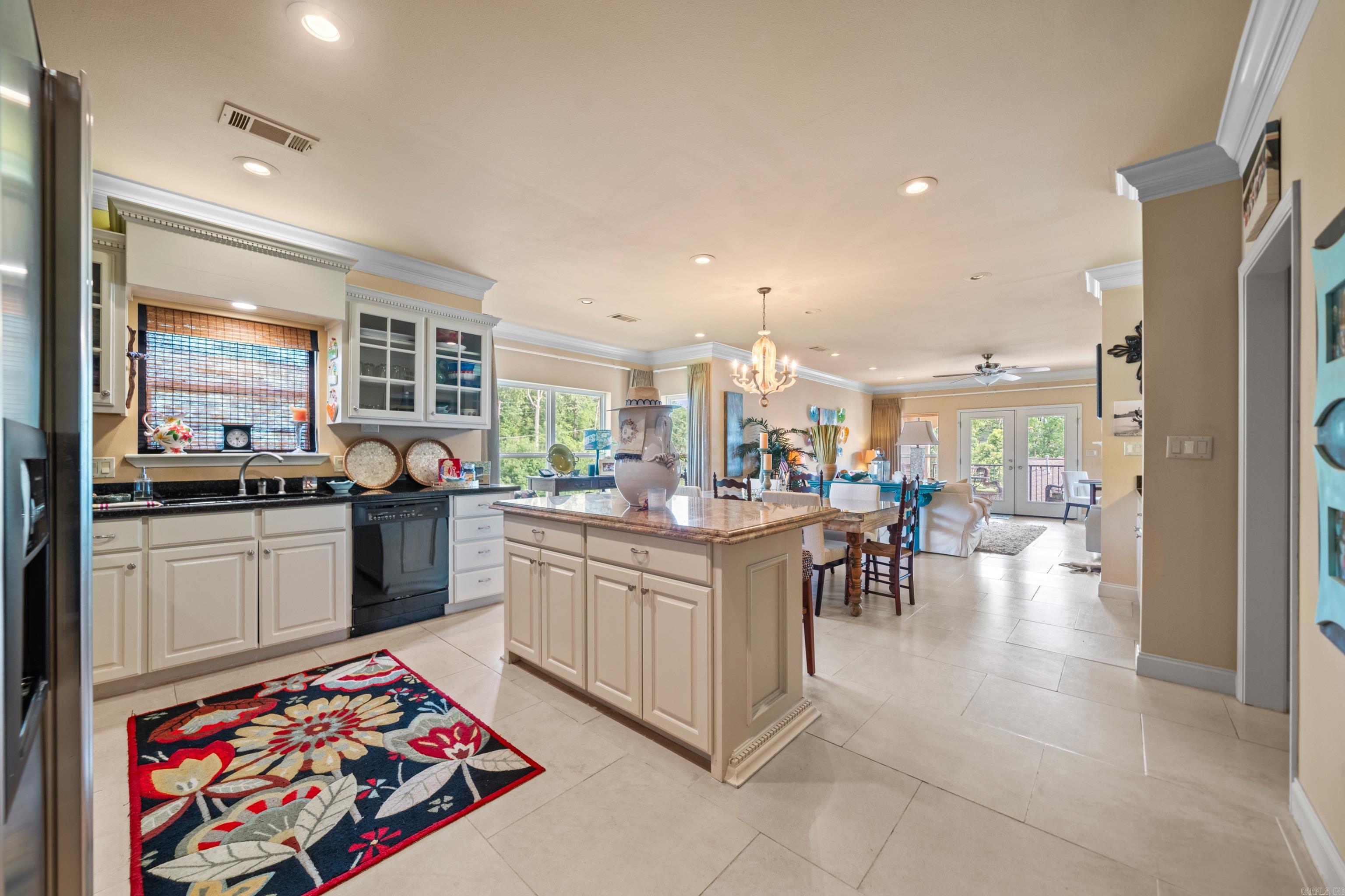 LAKESHORE OAKS HPR - Residential