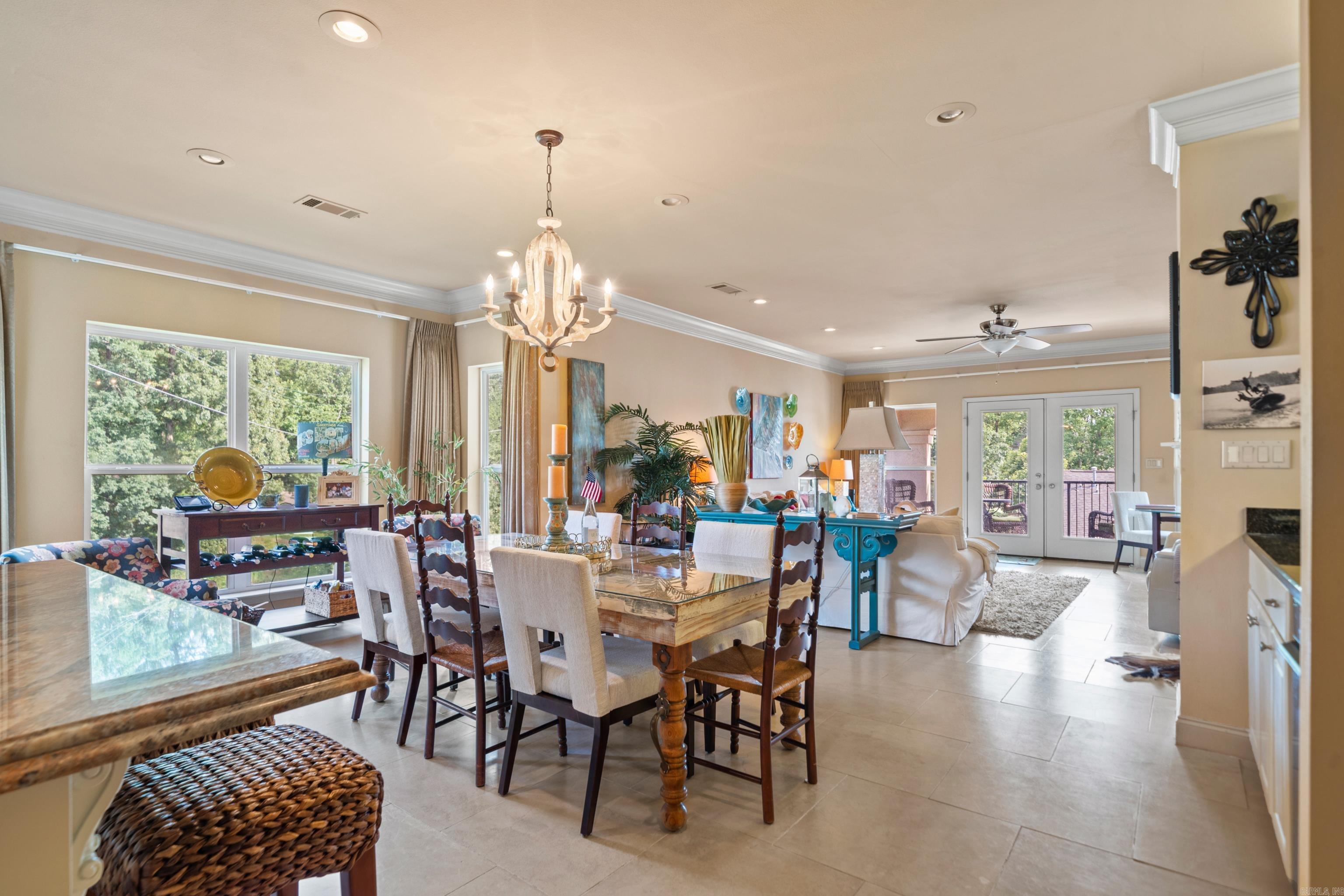 LAKESHORE OAKS HPR - Residential