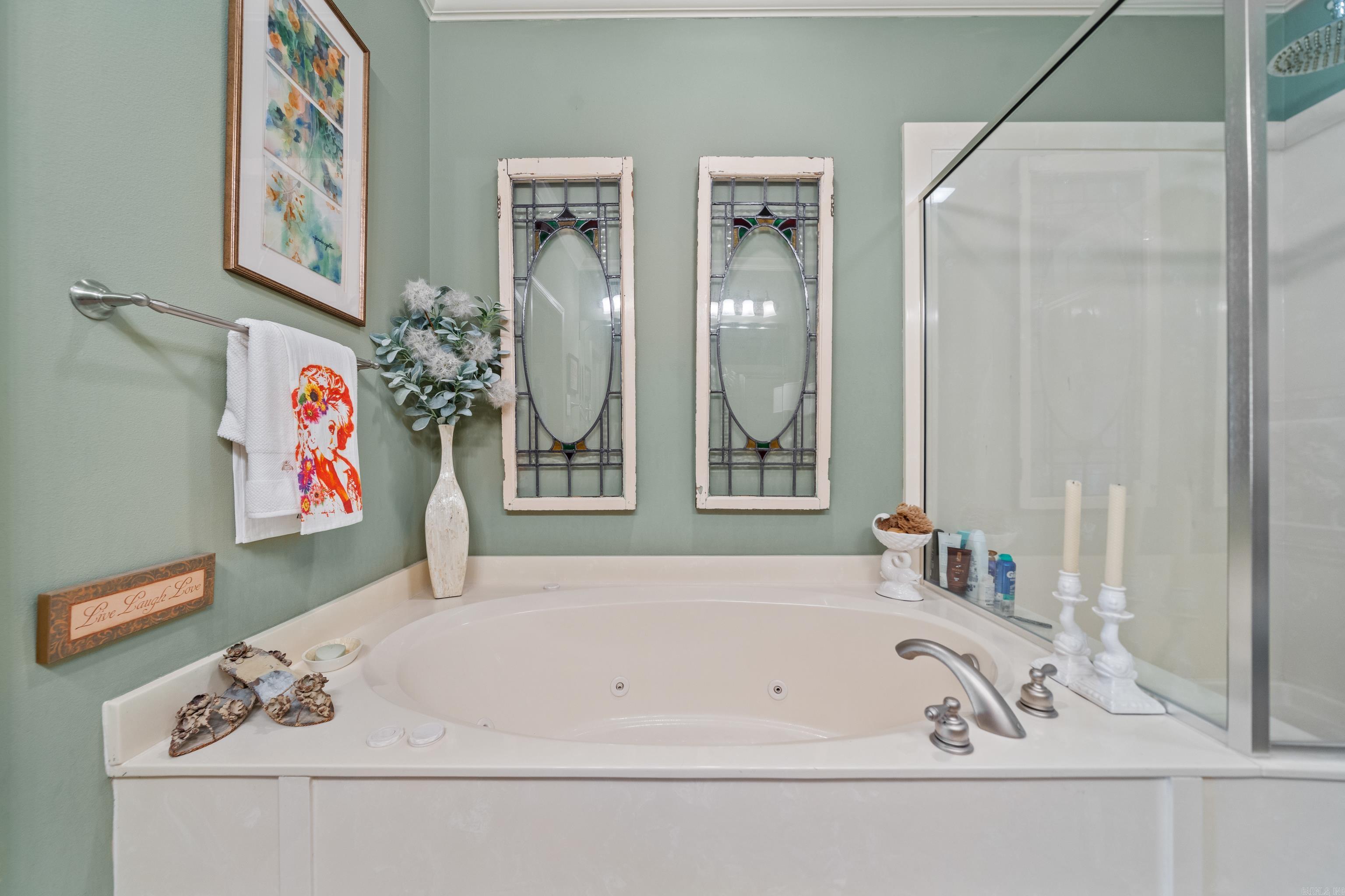 LAKESHORE OAKS HPR - Residential