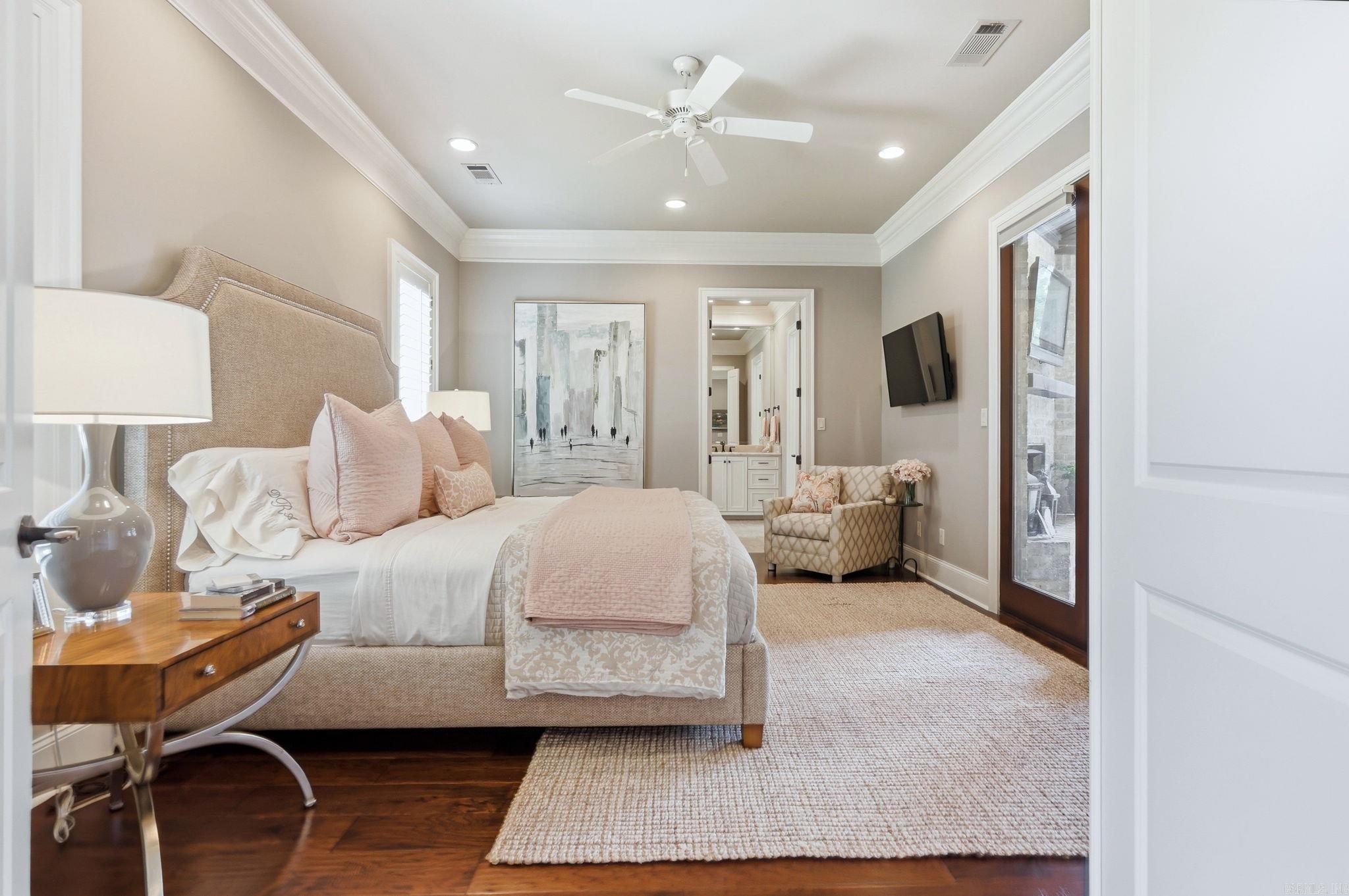 CHENAL VALLEY HALLEN COURT - Residential
